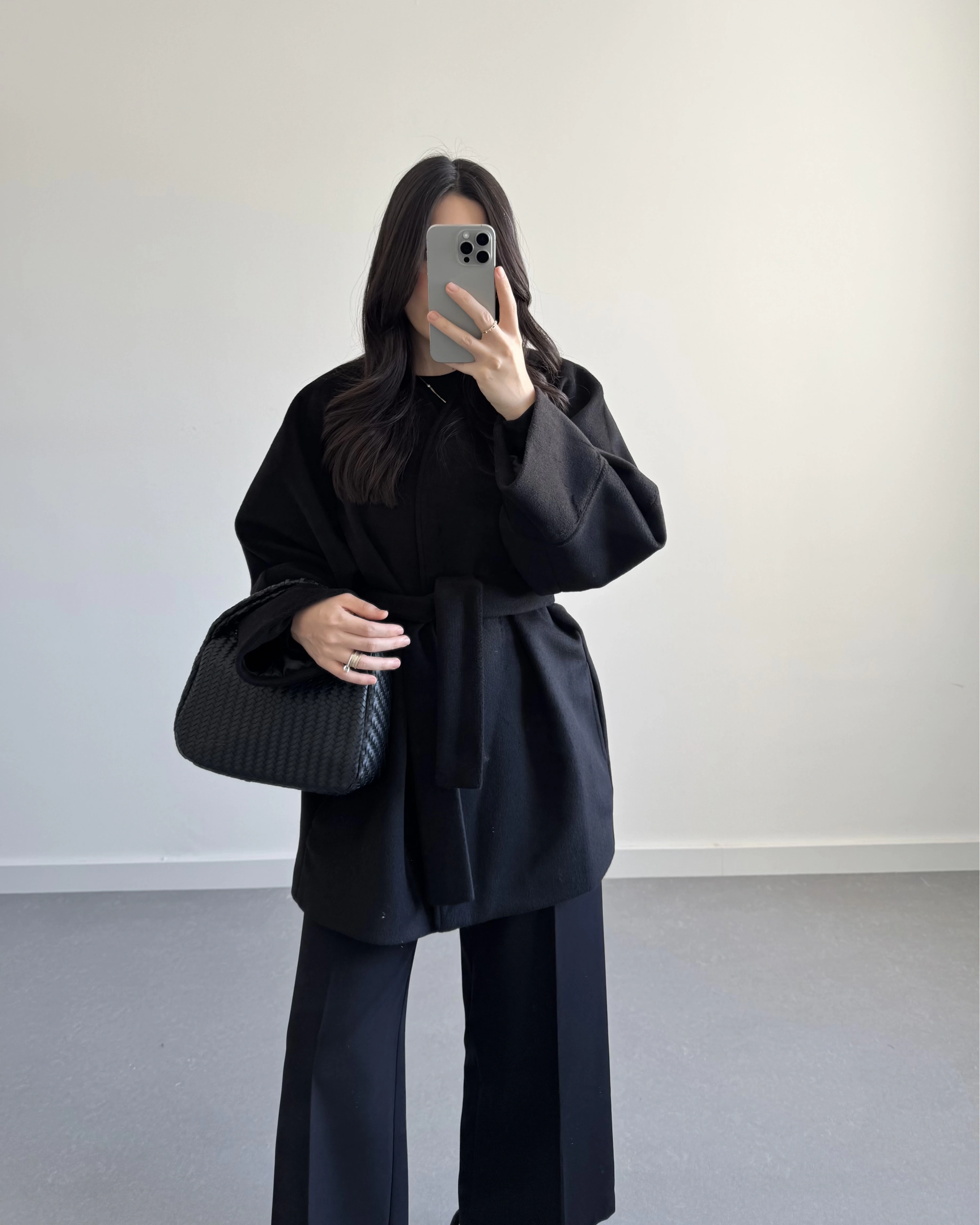 KRUVAZE YAKA İTHAL KUMAŞ SİYAH KABAN