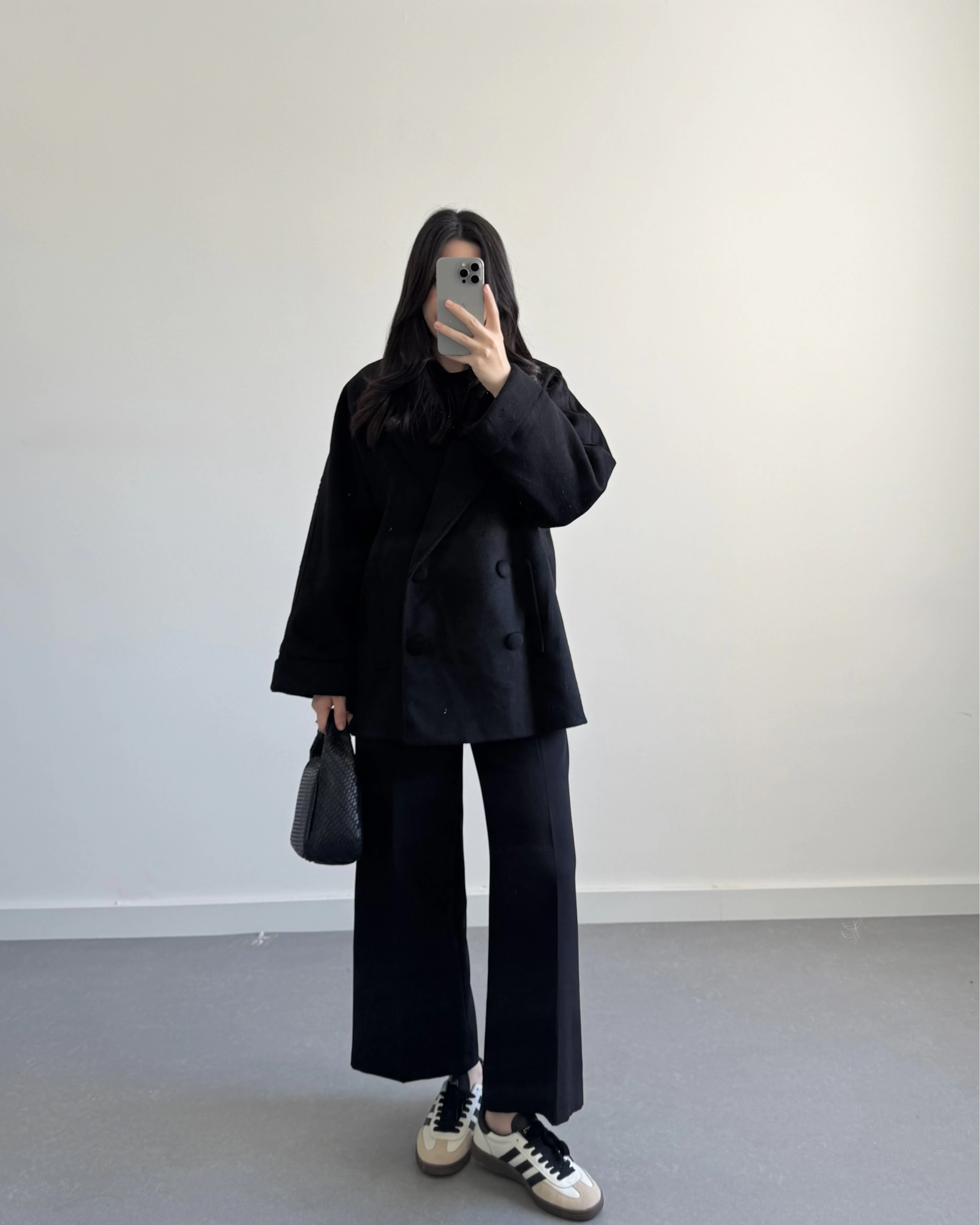 KRUVAZE YAKA KAŞE SİYAH