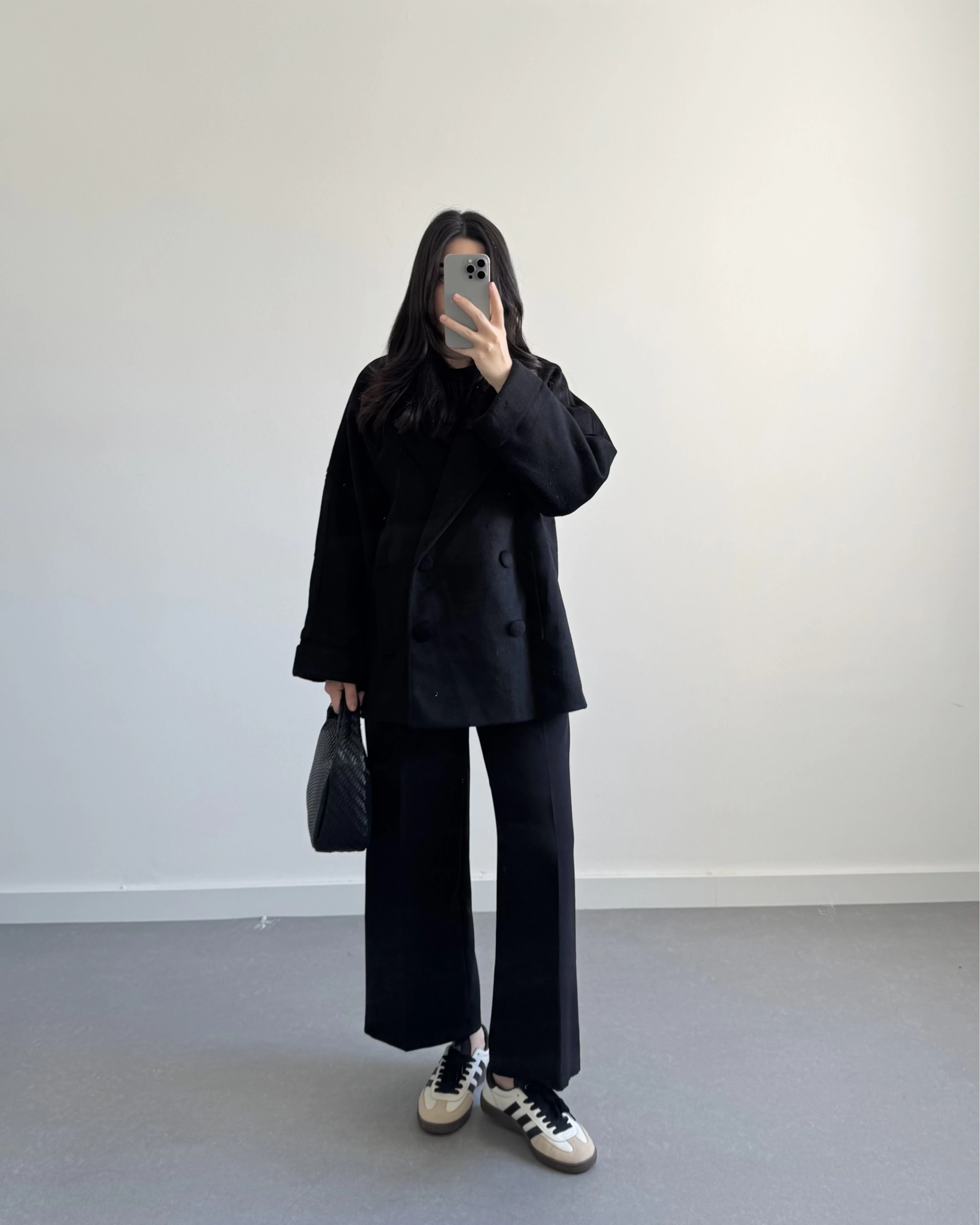 KRUVAZE YAKA KAŞE SİYAH