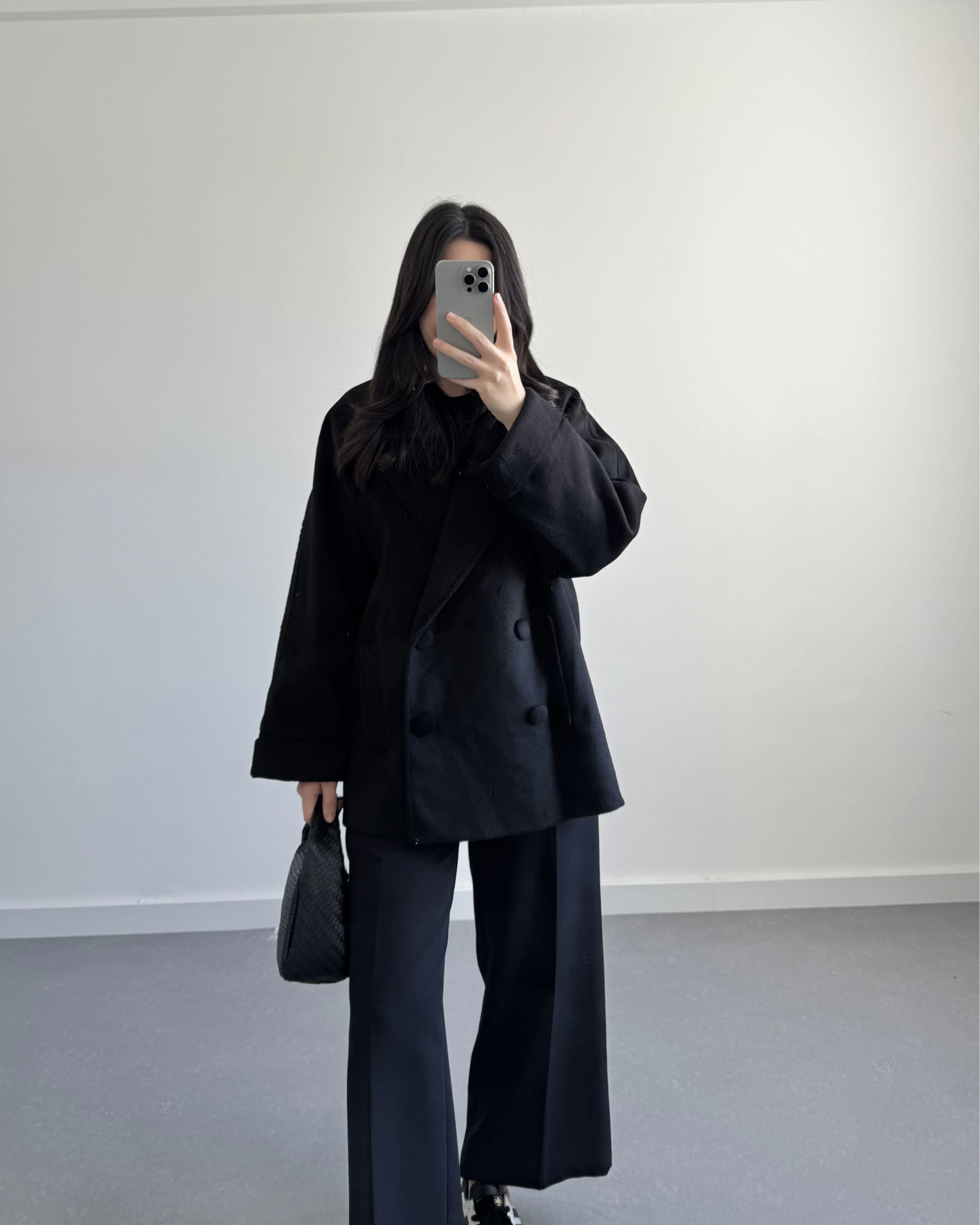 KRUVAZE YAKA KAŞE SİYAH