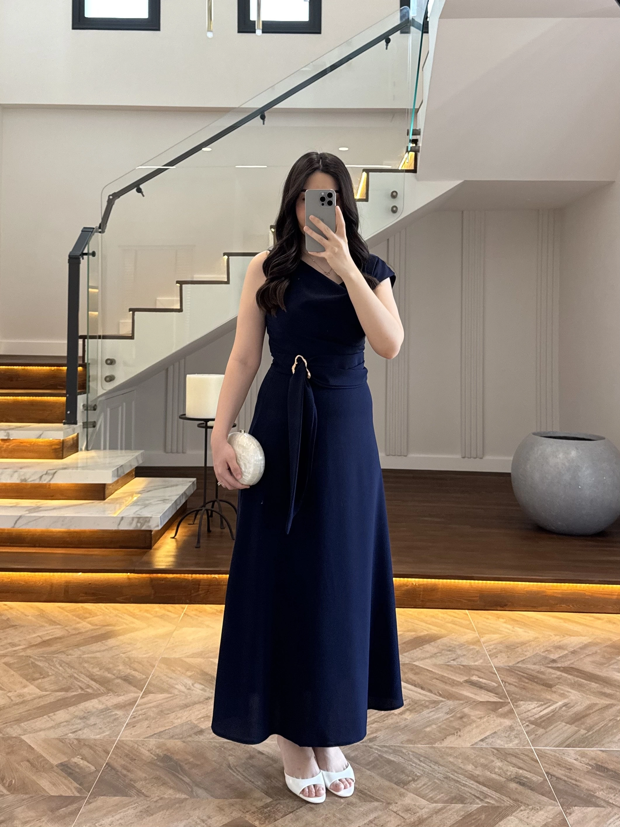 LACİVERT OMUZ DETAY TOKALI ELBİSE-3978