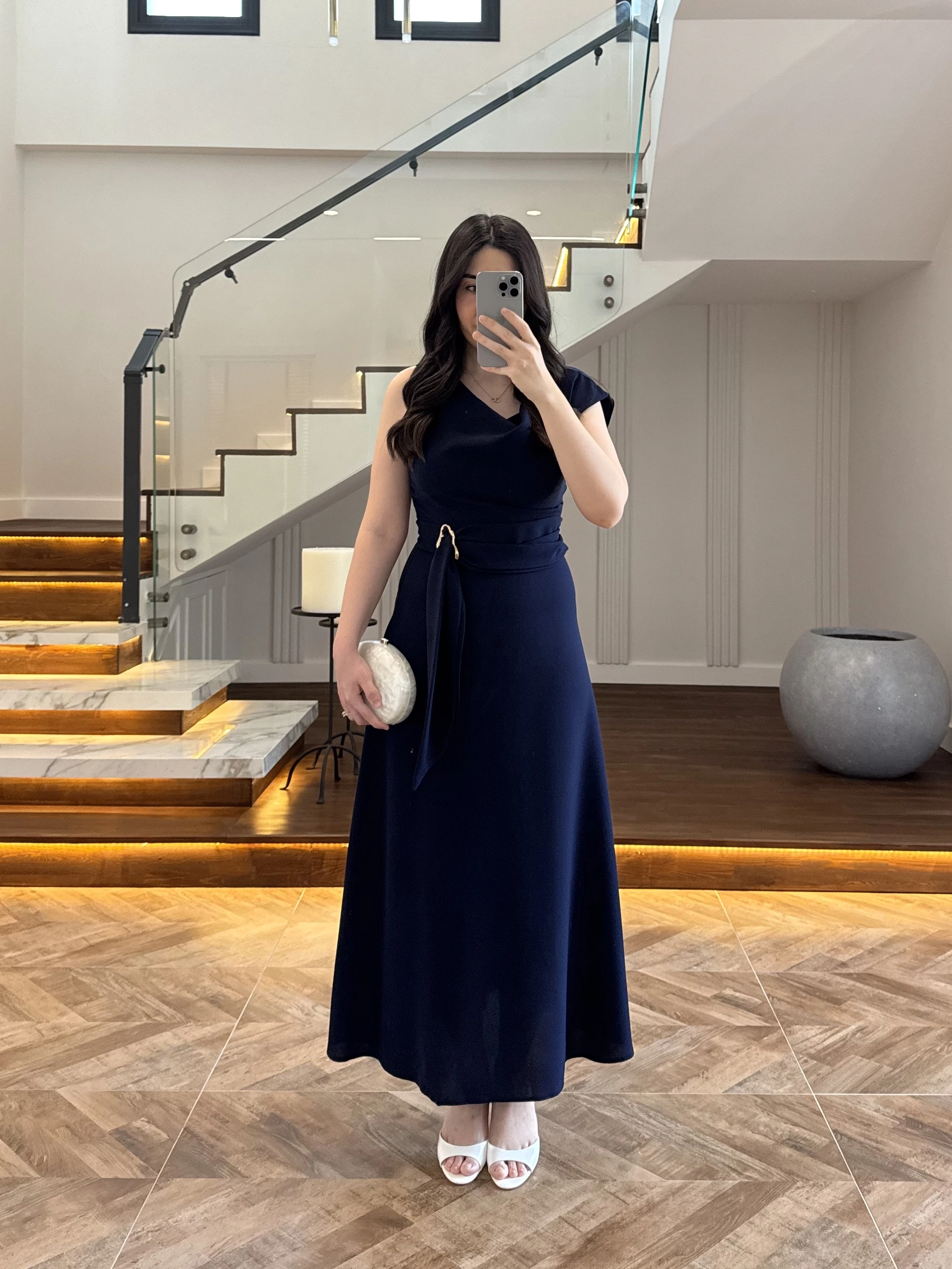 LACİVERT OMUZ DETAY TOKALI ELBİSE-3978