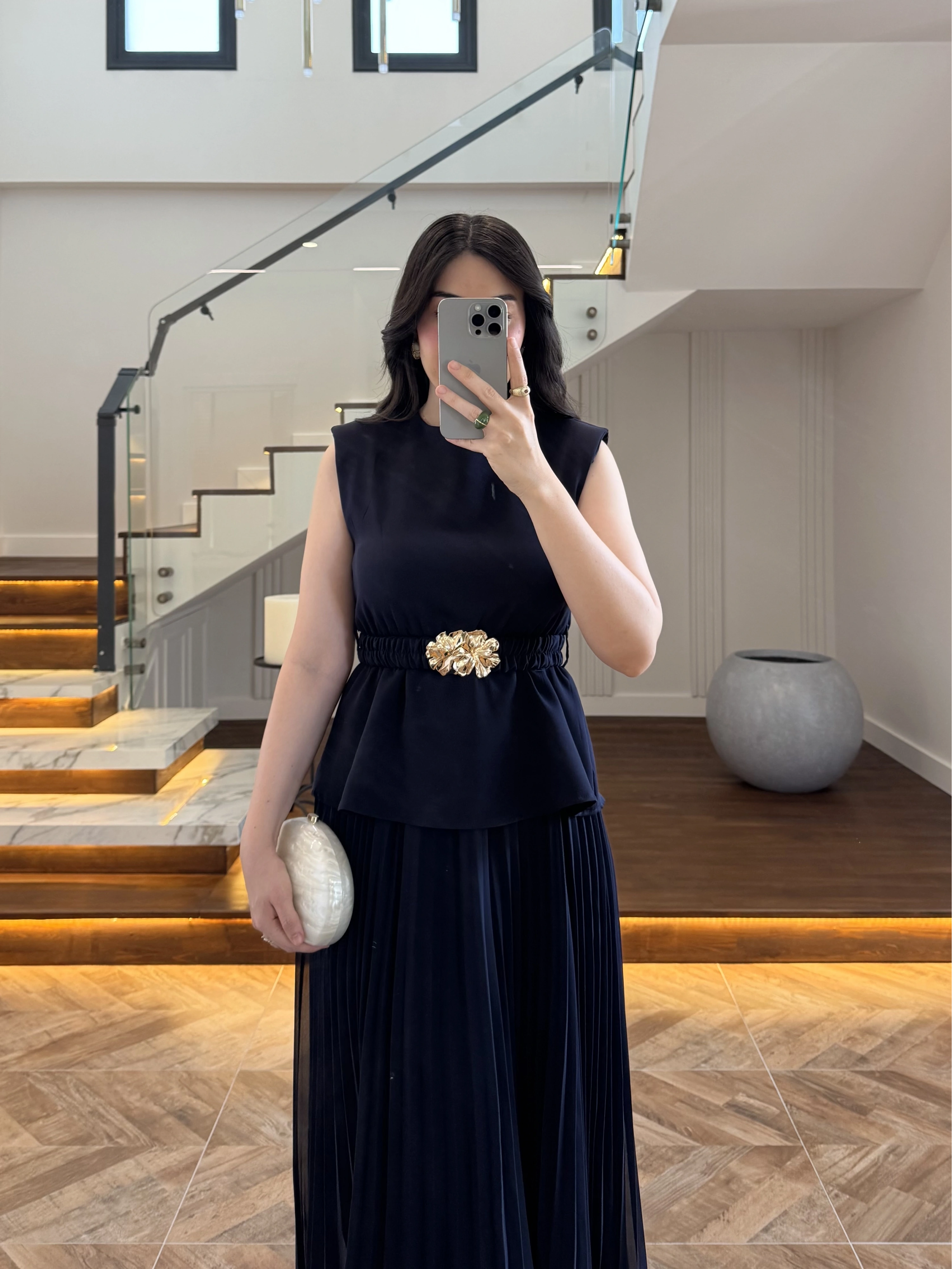 LACİVERT OMUZ VATKALI PİLİSELİ ELBİSE -4005