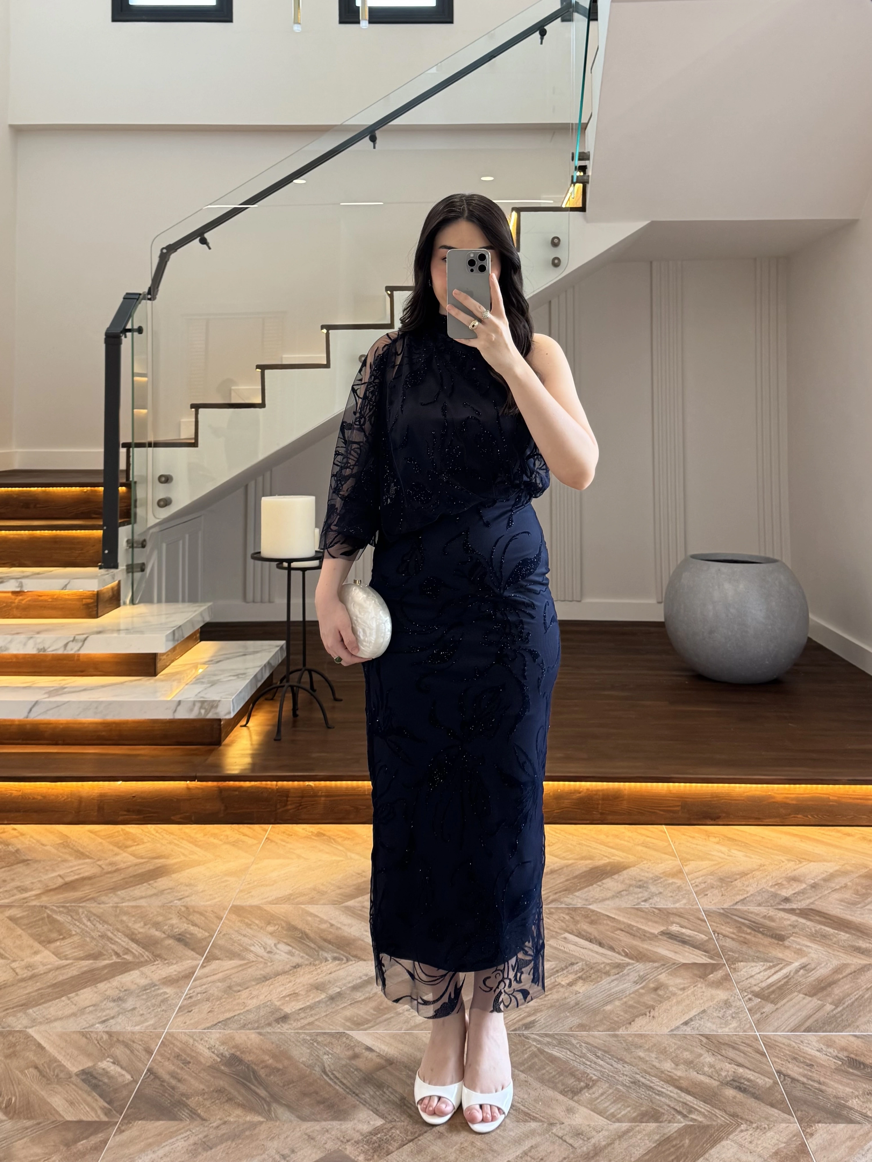 LACİVERT TEK OMUZ DESENLİ SİMLİ ELBİSE -4033