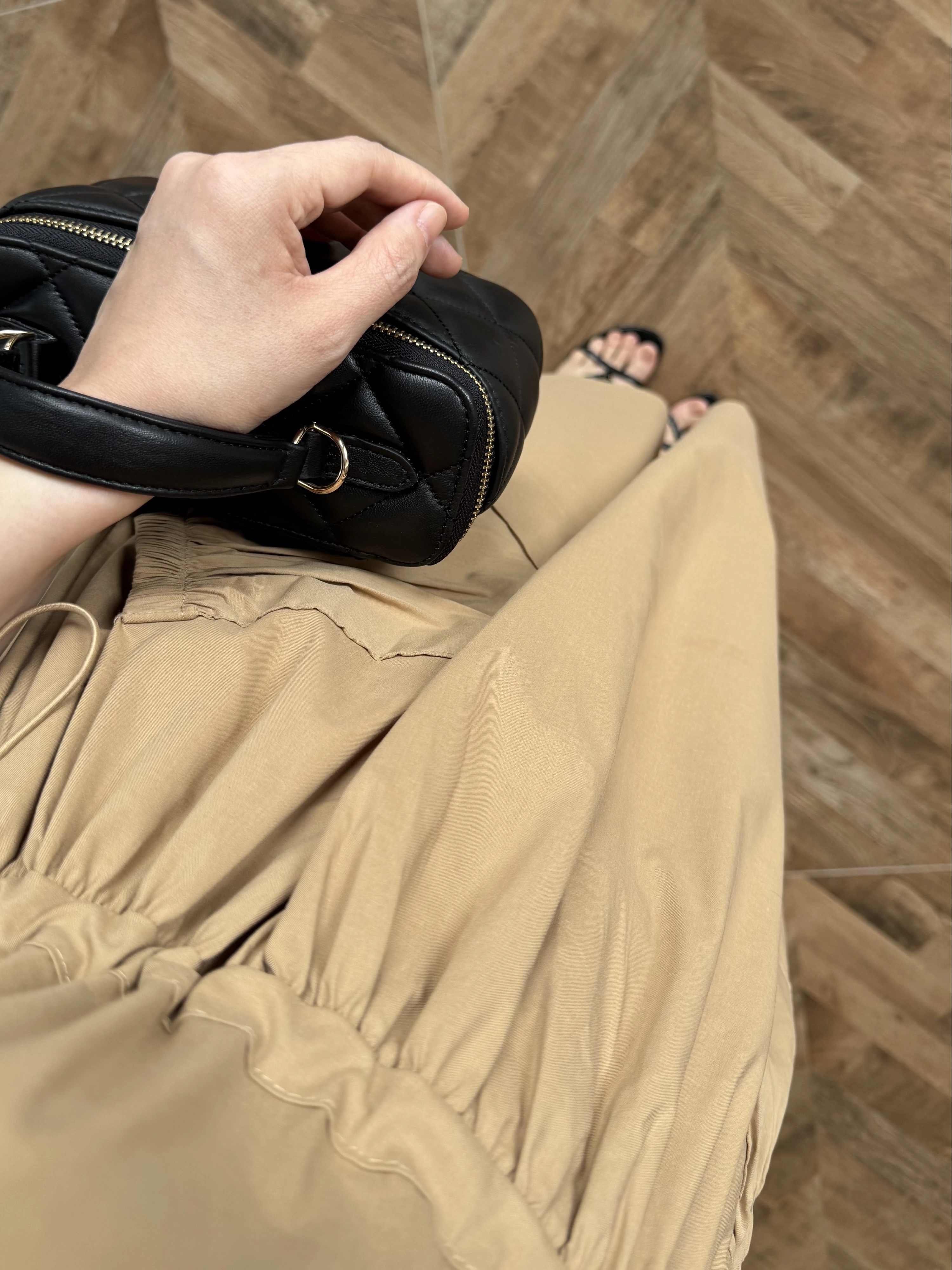 LATTE BEL BÜZGÜLÜ CEPLİ ELBİSE-30731