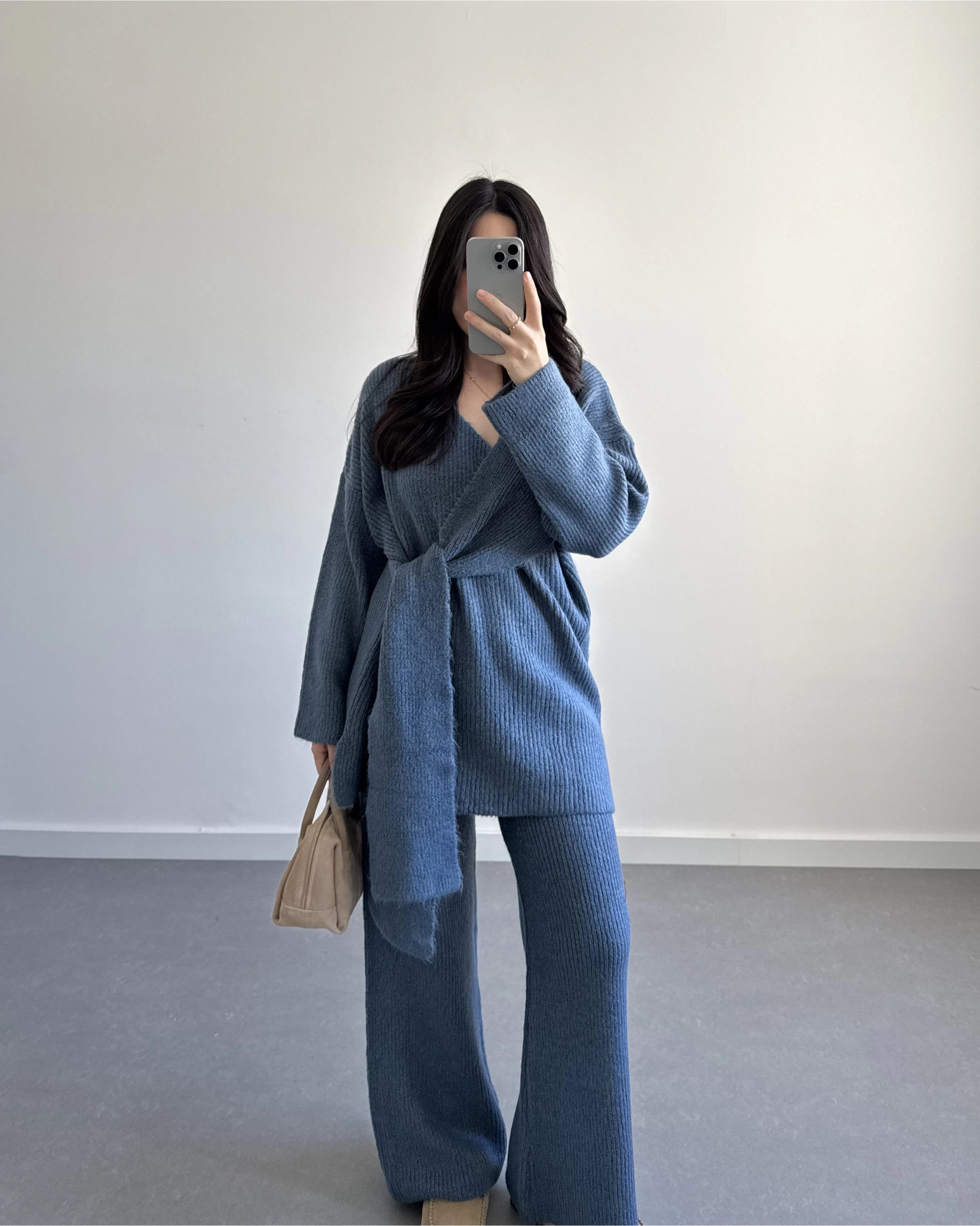 MAVİ BAĞLAMALI TRİKO TAKIM