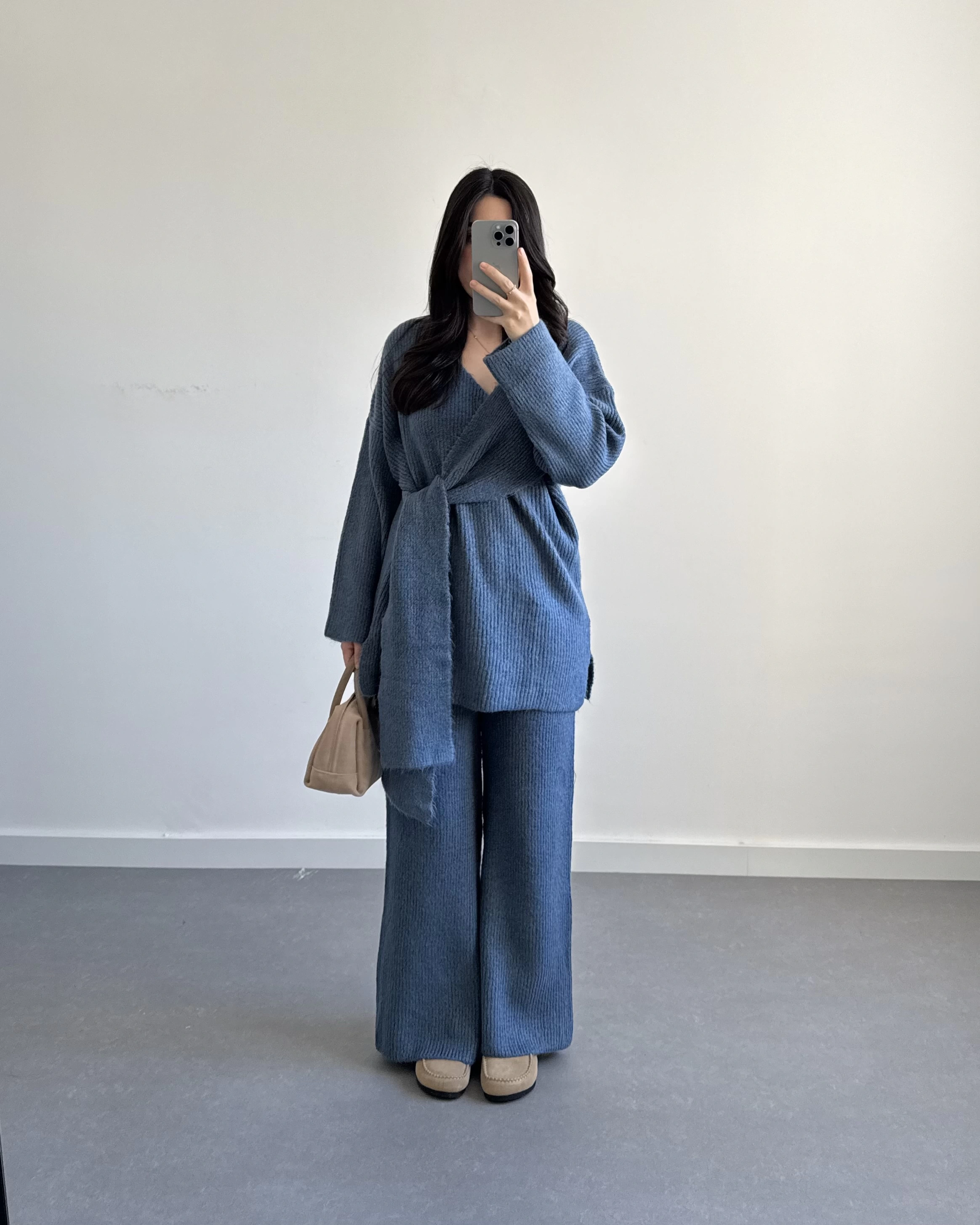 MAVİ BAĞLAMALI TRİKO TAKIM