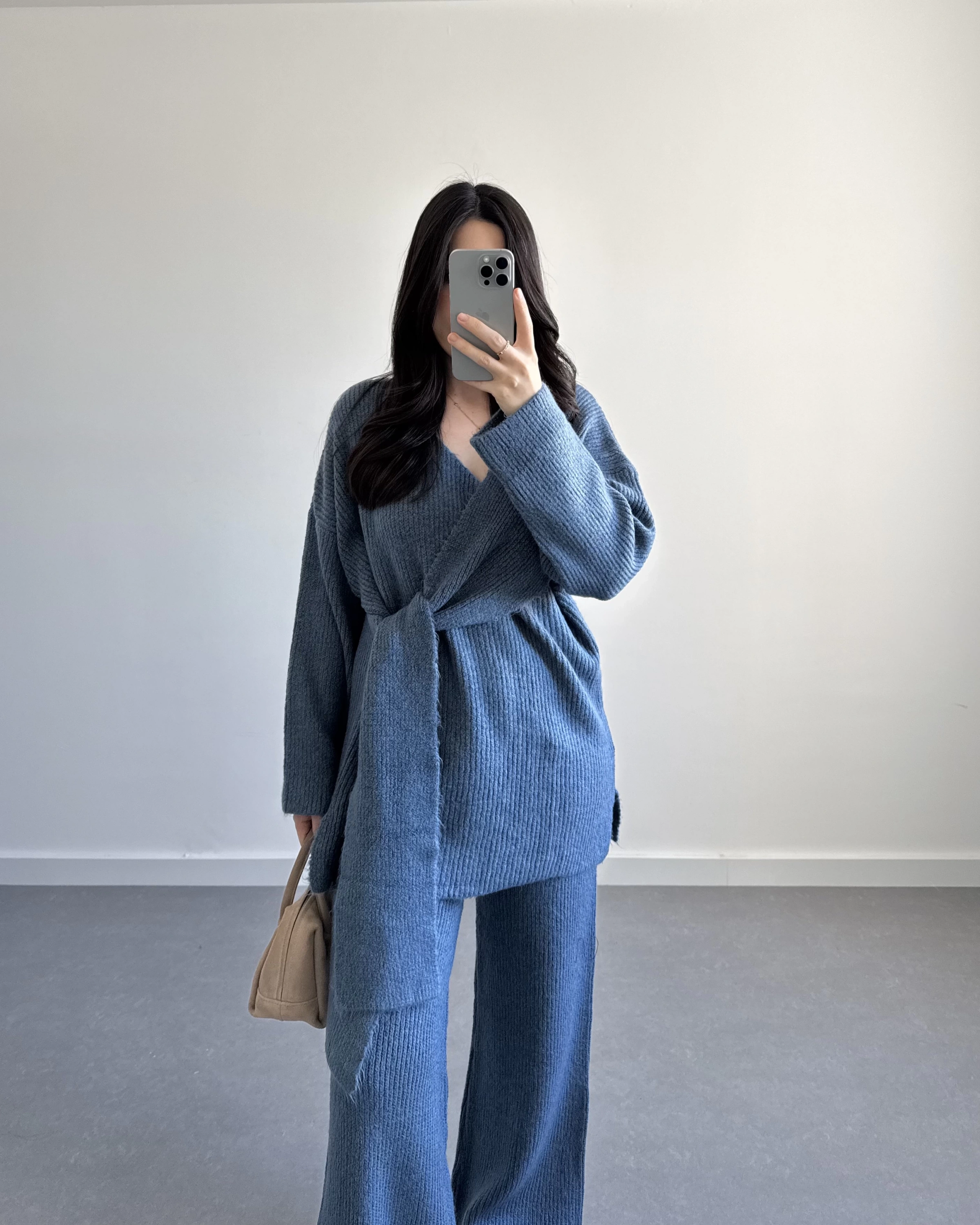 MAVİ BAĞLAMALI TRİKO TAKIM