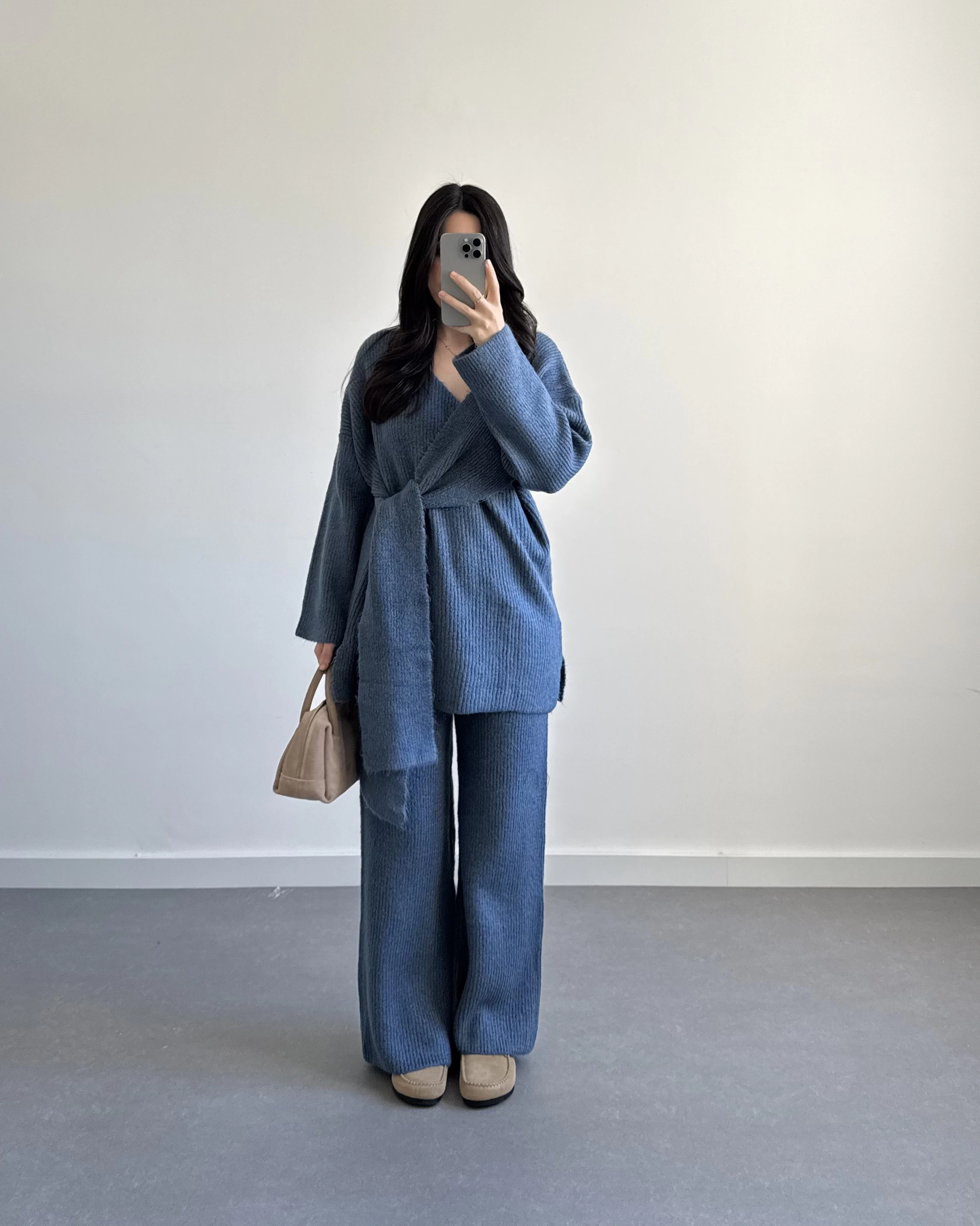 MAVİ BAĞLAMALI TRİKO TAKIM