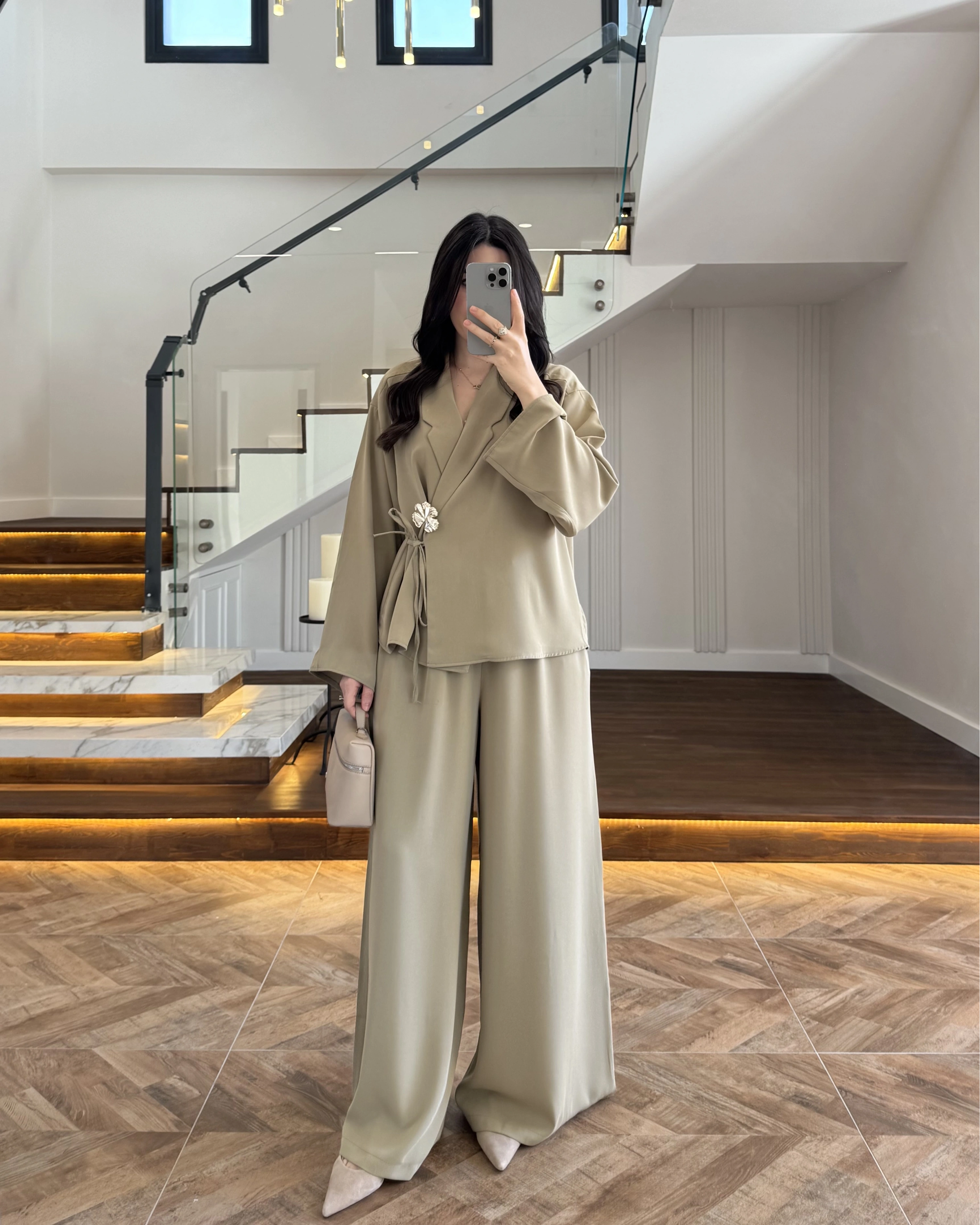 MİNT YONCA BROŞLU TAKIM - 8896