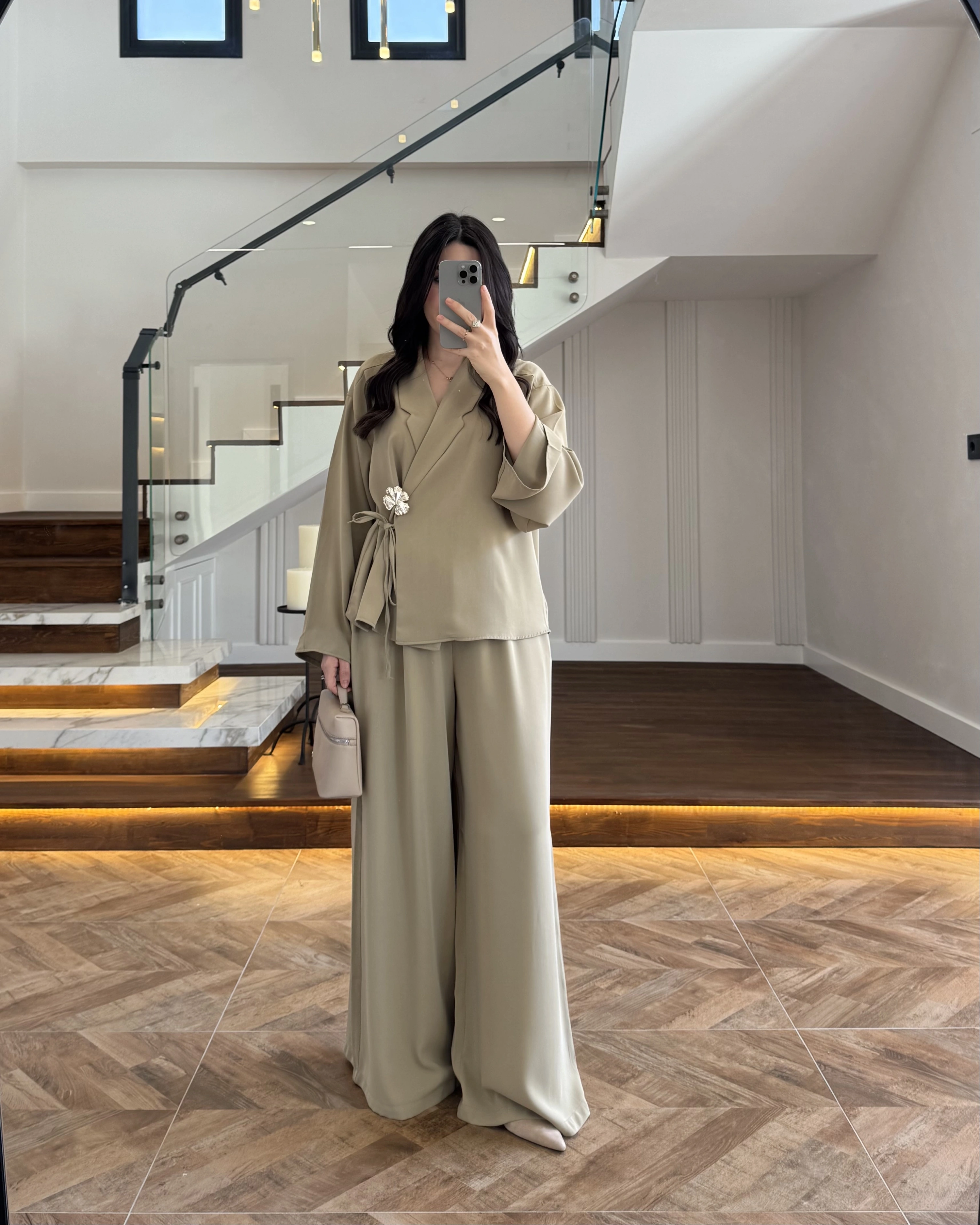 MİNT YONCA BROŞLU TAKIM - 8896