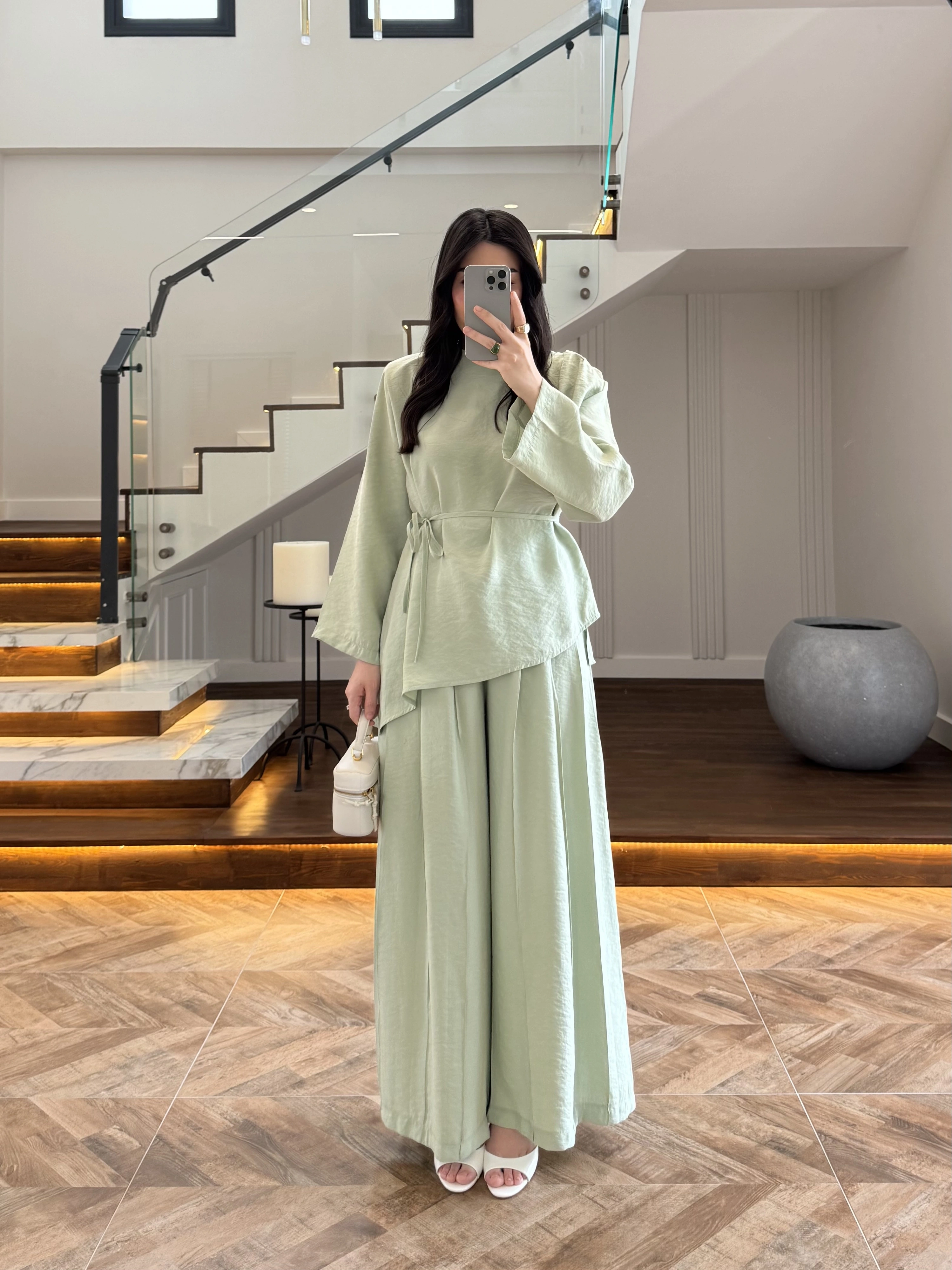 MİNT OMUZ PİLİ DETAY BLUZ TAKIM-26103