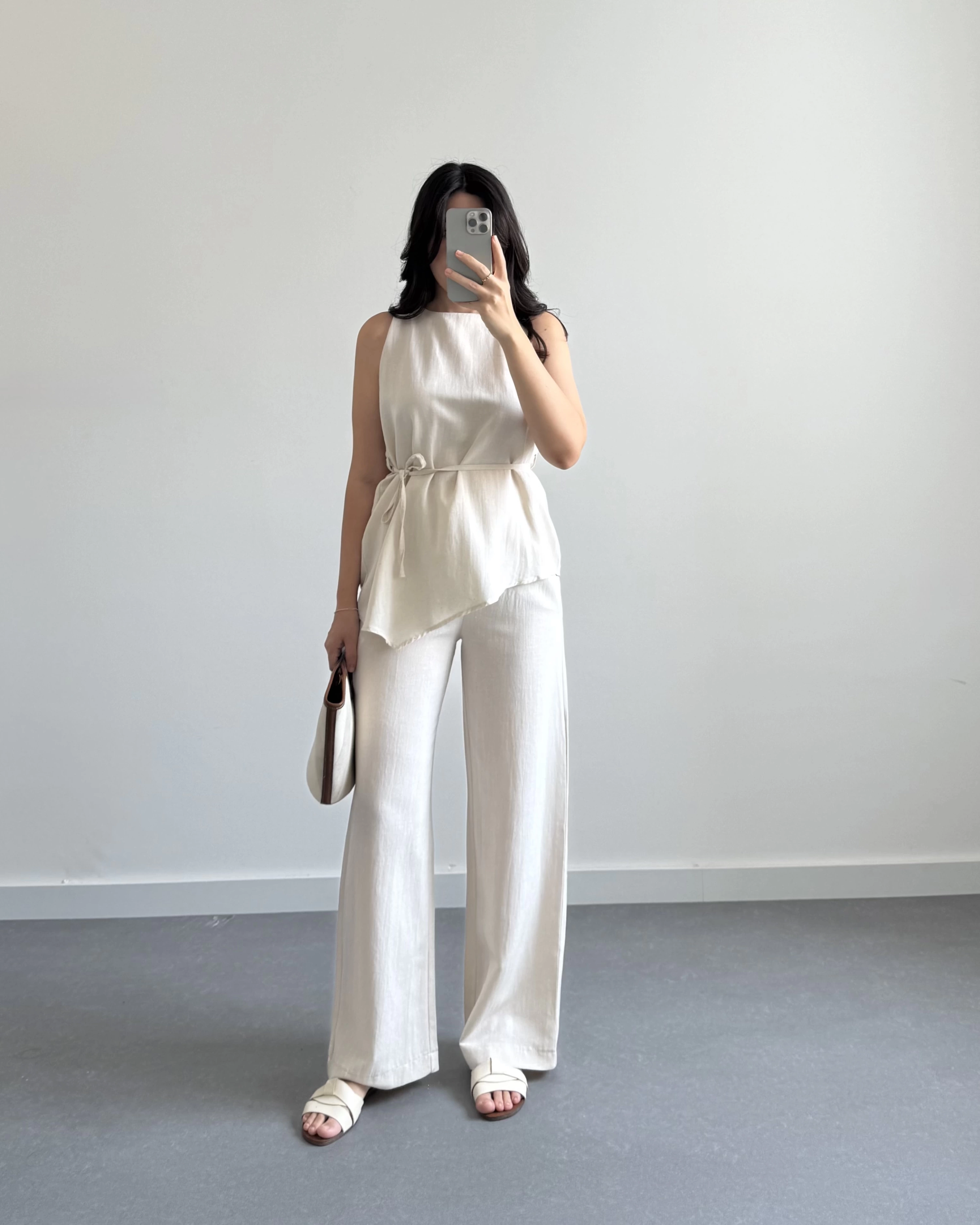 NATURAL ASİMETRİK KUŞAKLI BLUZ PANTOLON TAKIM