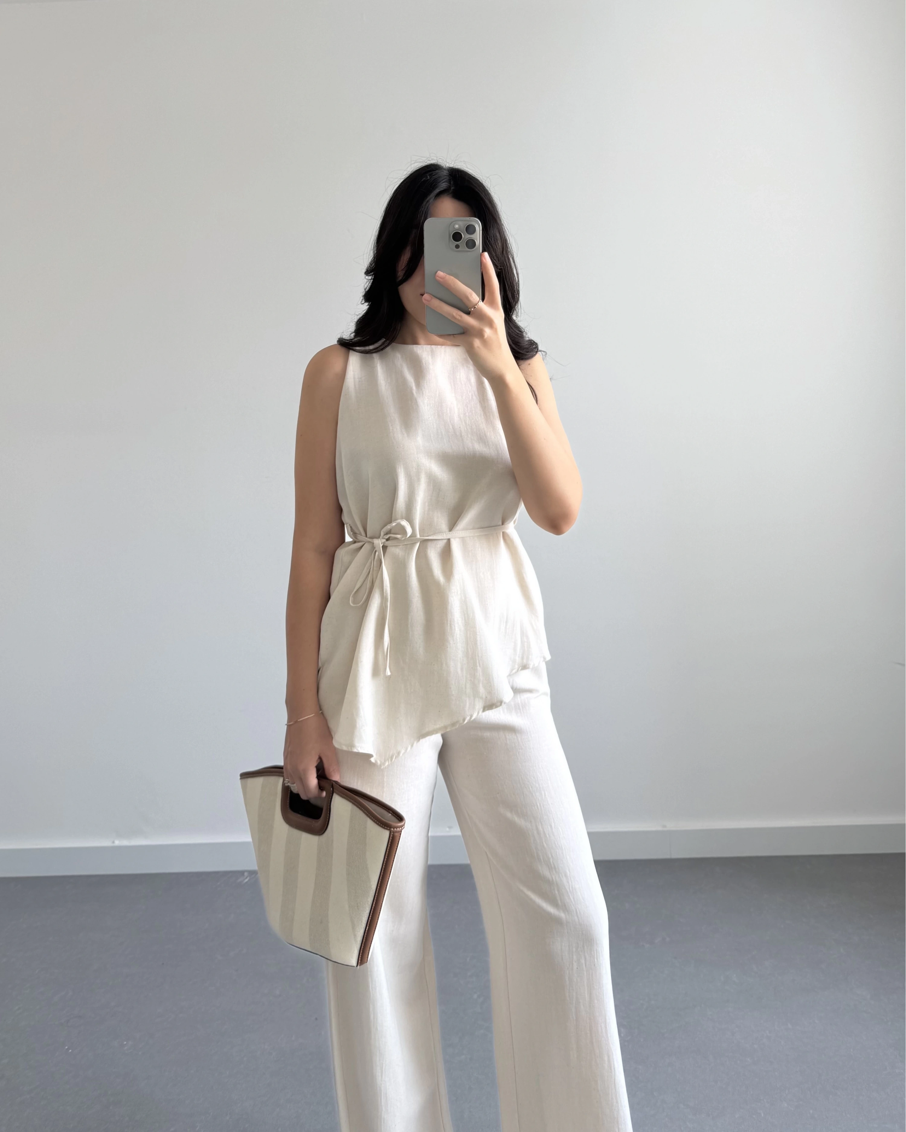 NATURAL ASİMETRİK KUŞAKLI BLUZ PANTOLON TAKIM