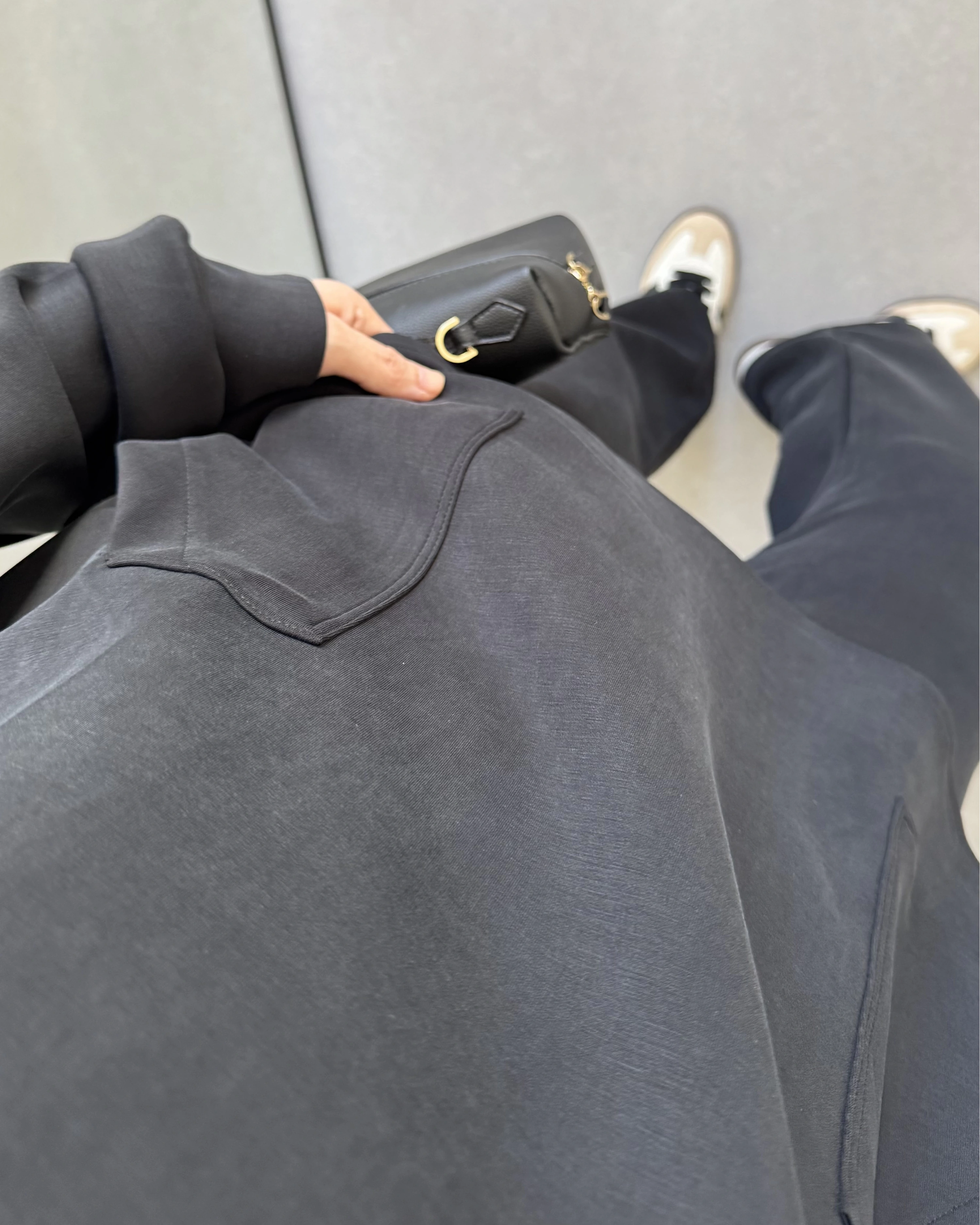 ÖNÜ DÜĞMELİ MODAL TAKIM SİYAH