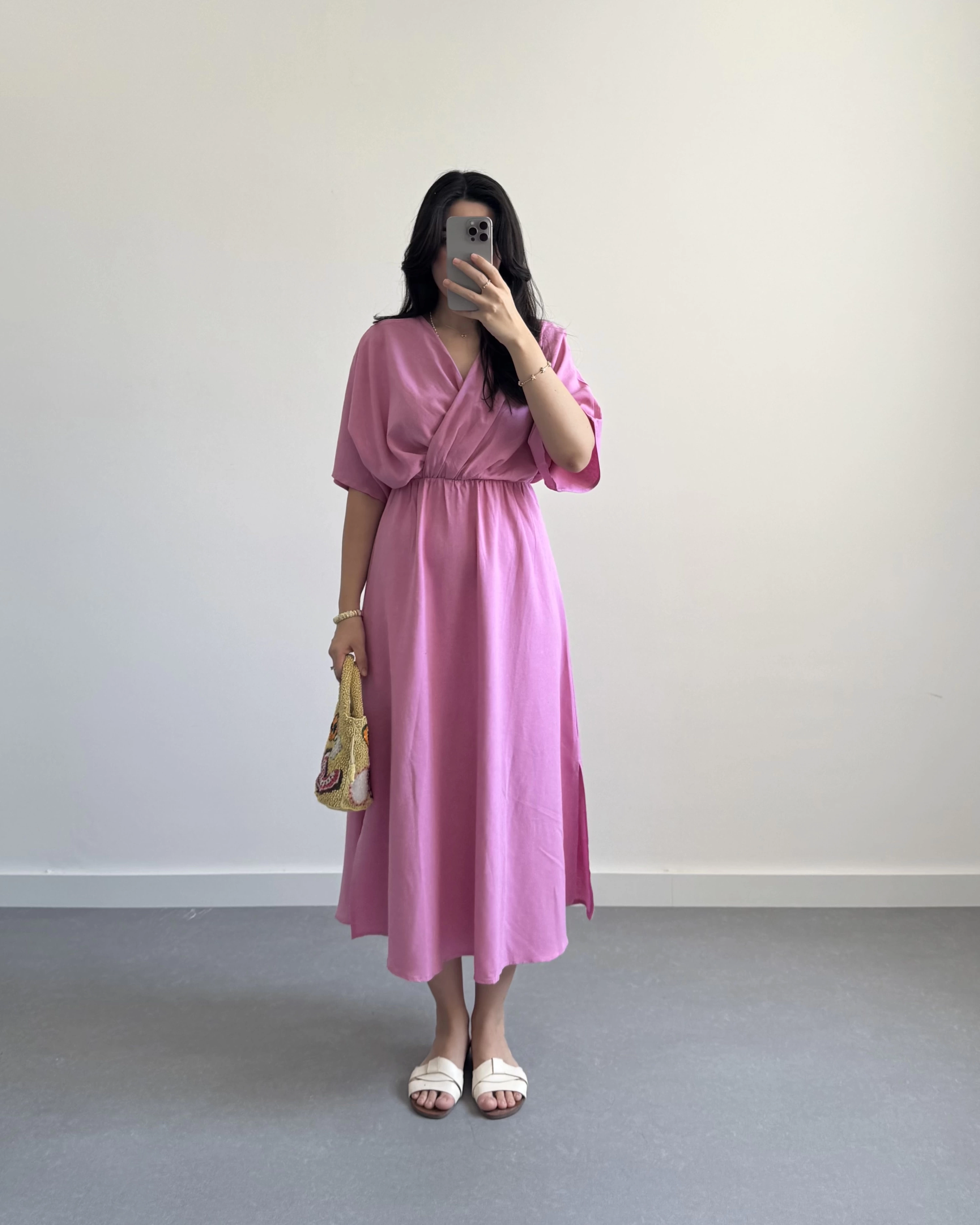 PEMBE KRUVAZE YAKA ELBİSE