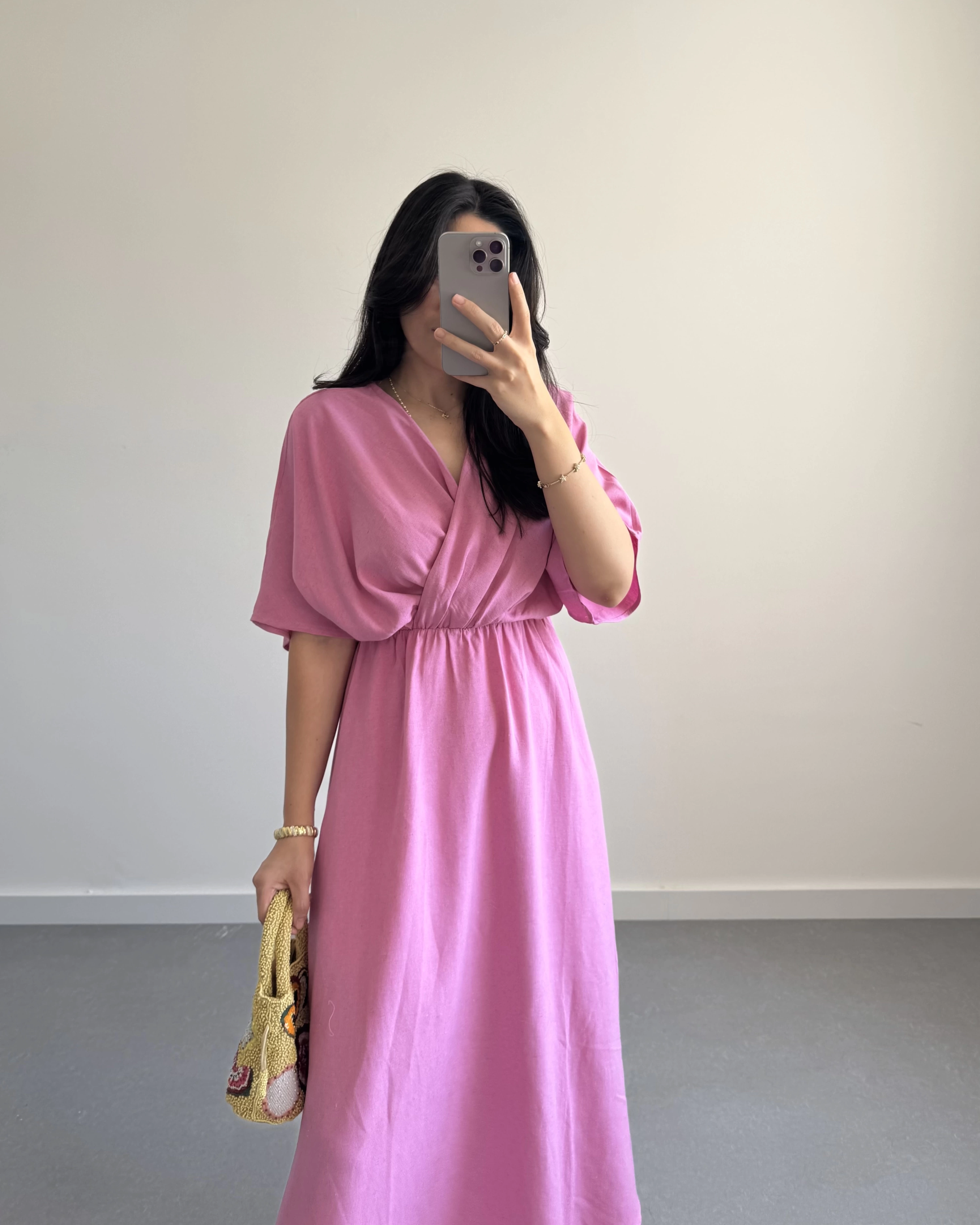 PEMBE KRUVAZE YAKA ELBİSE