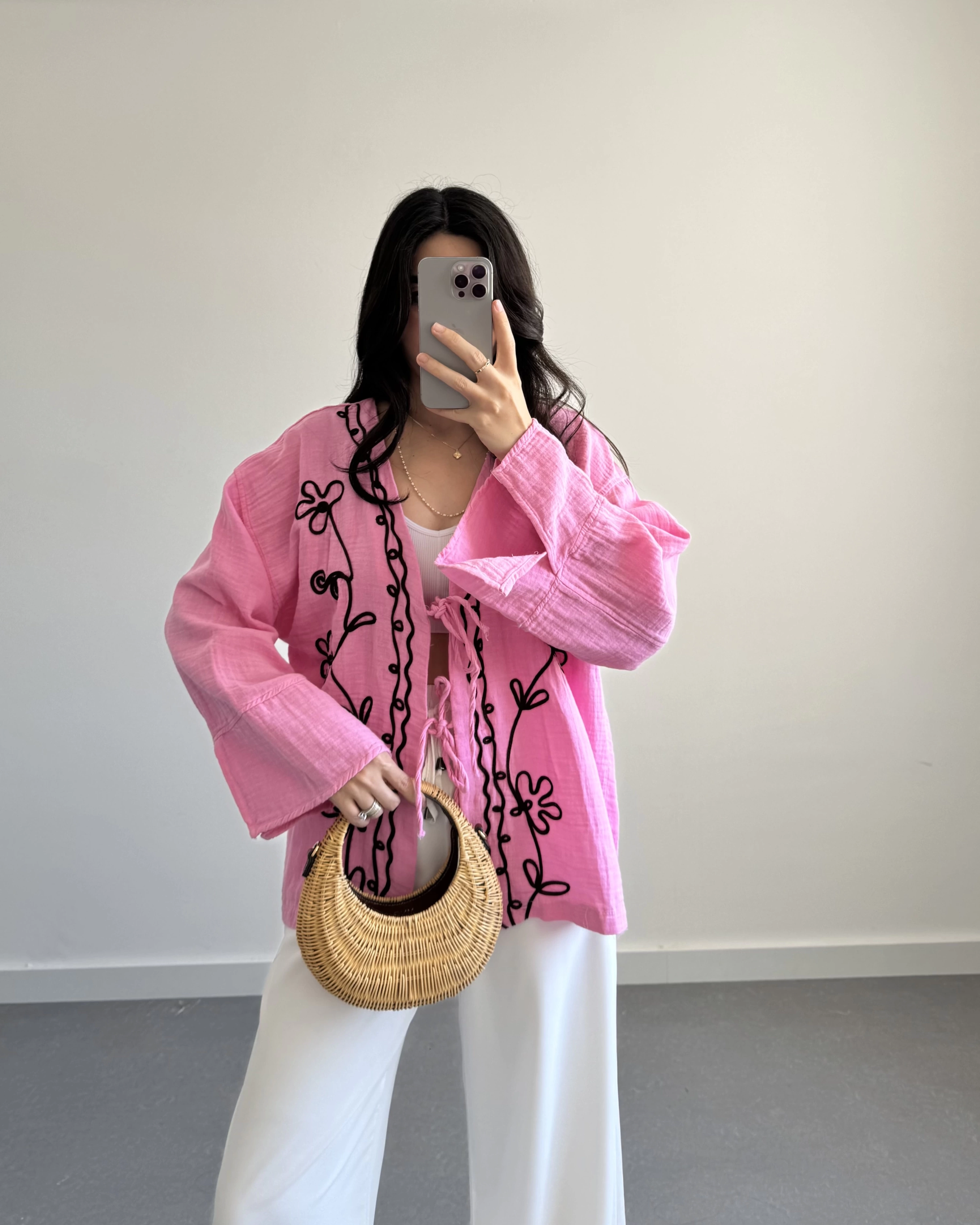 PEMBE MÜSLİN NAKIŞLI KİMONO