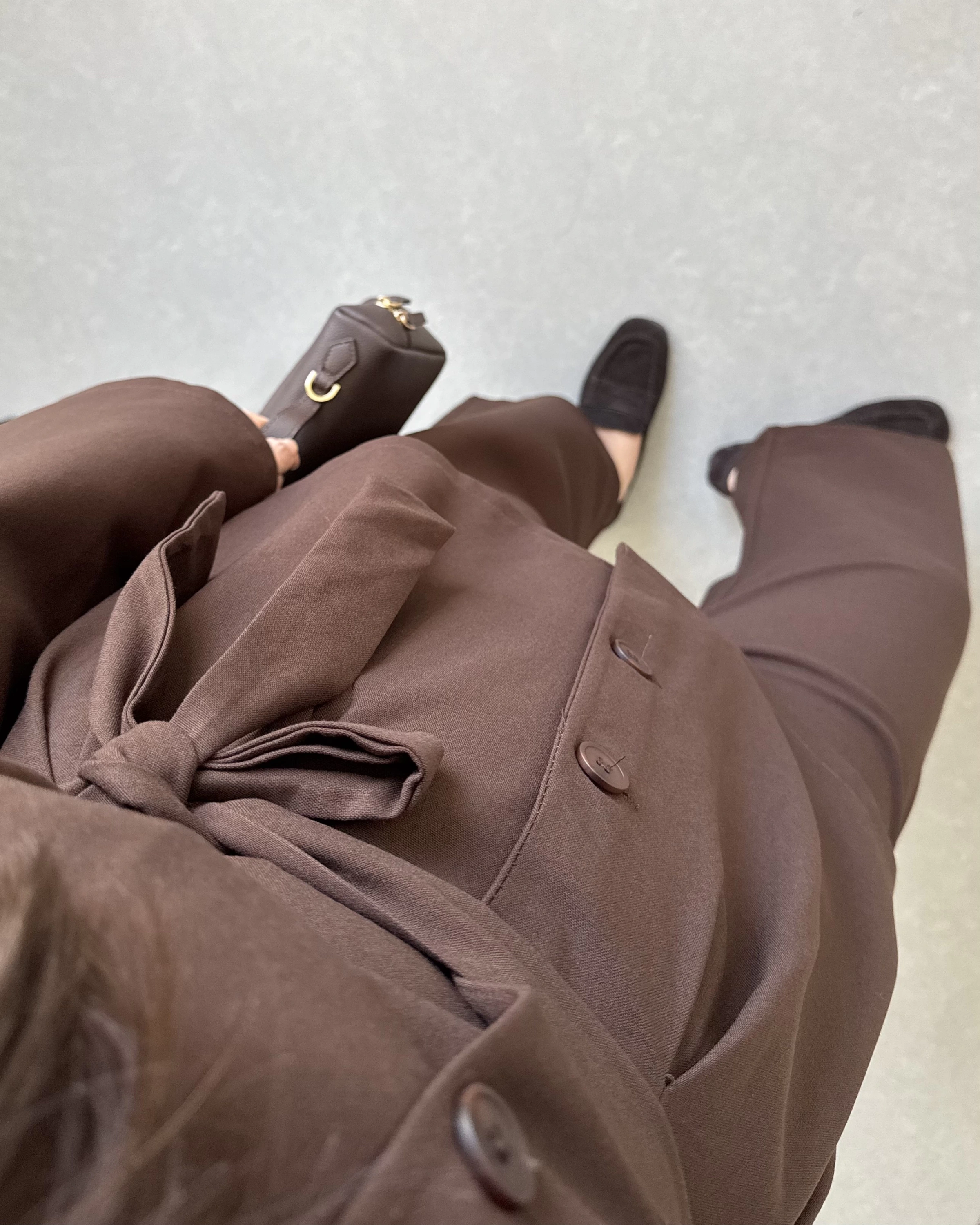 PİLE DETAYLI KUŞAKLI TAKIM KAHVE