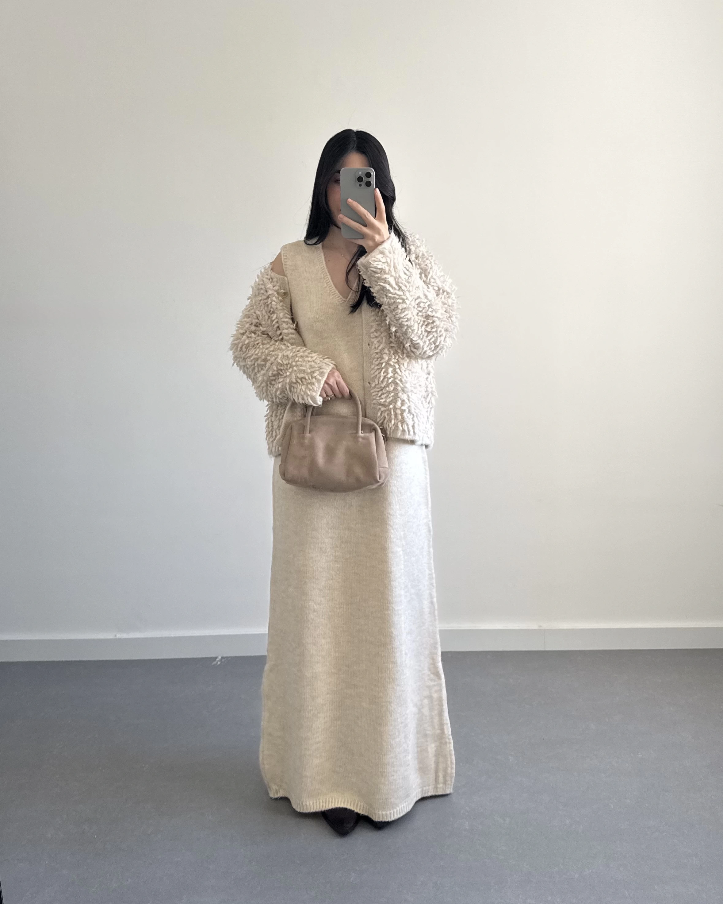 SAÇAKLI HIRKA ELBİSE KREM
