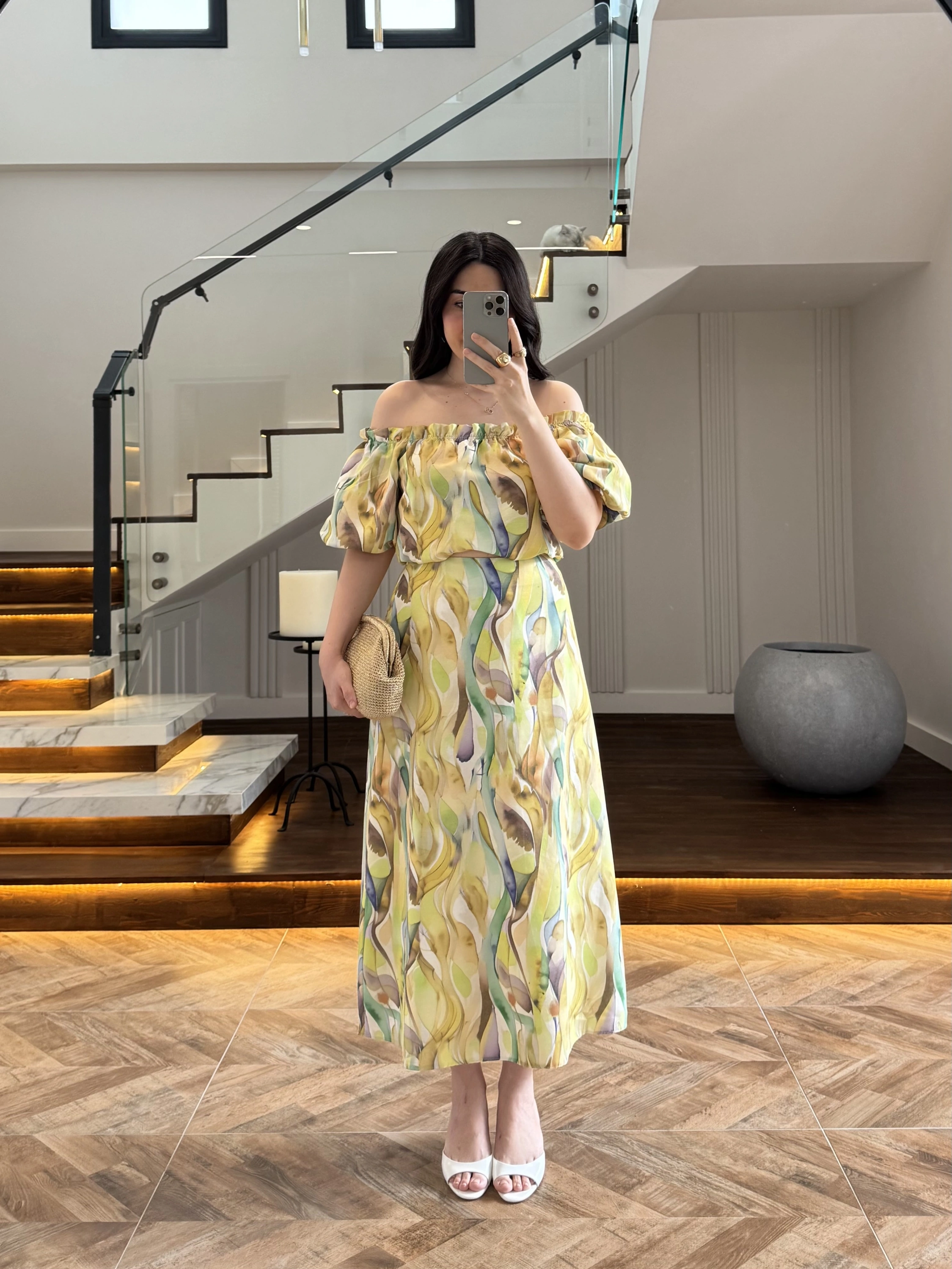 SARI BALON KOLLU CROP BLUZ & ETEK