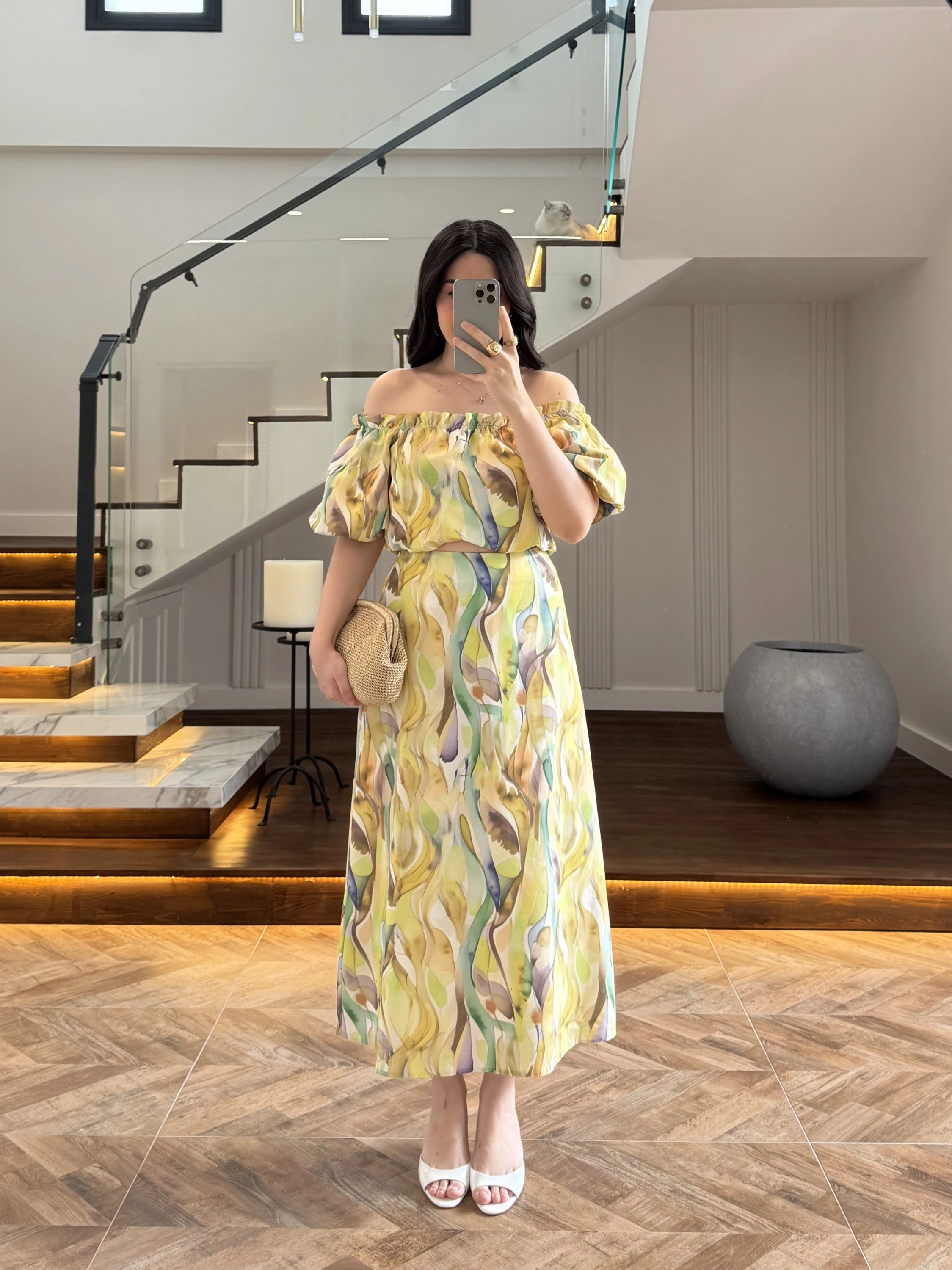 SARI BALON KOLLU CROP BLUZ & ETEK