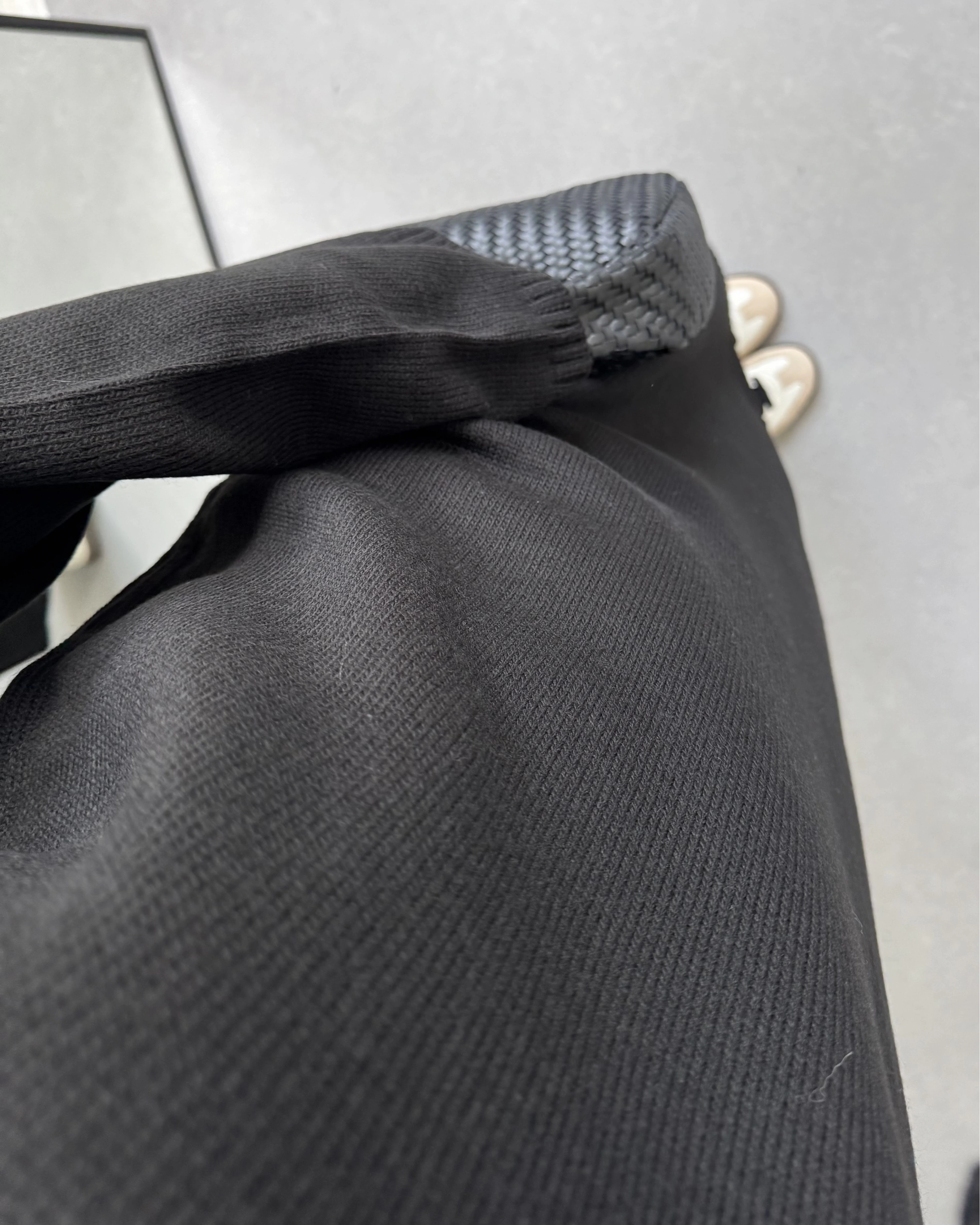 SİYAH BALIKÇI YAKA TRİKO ELBİSE