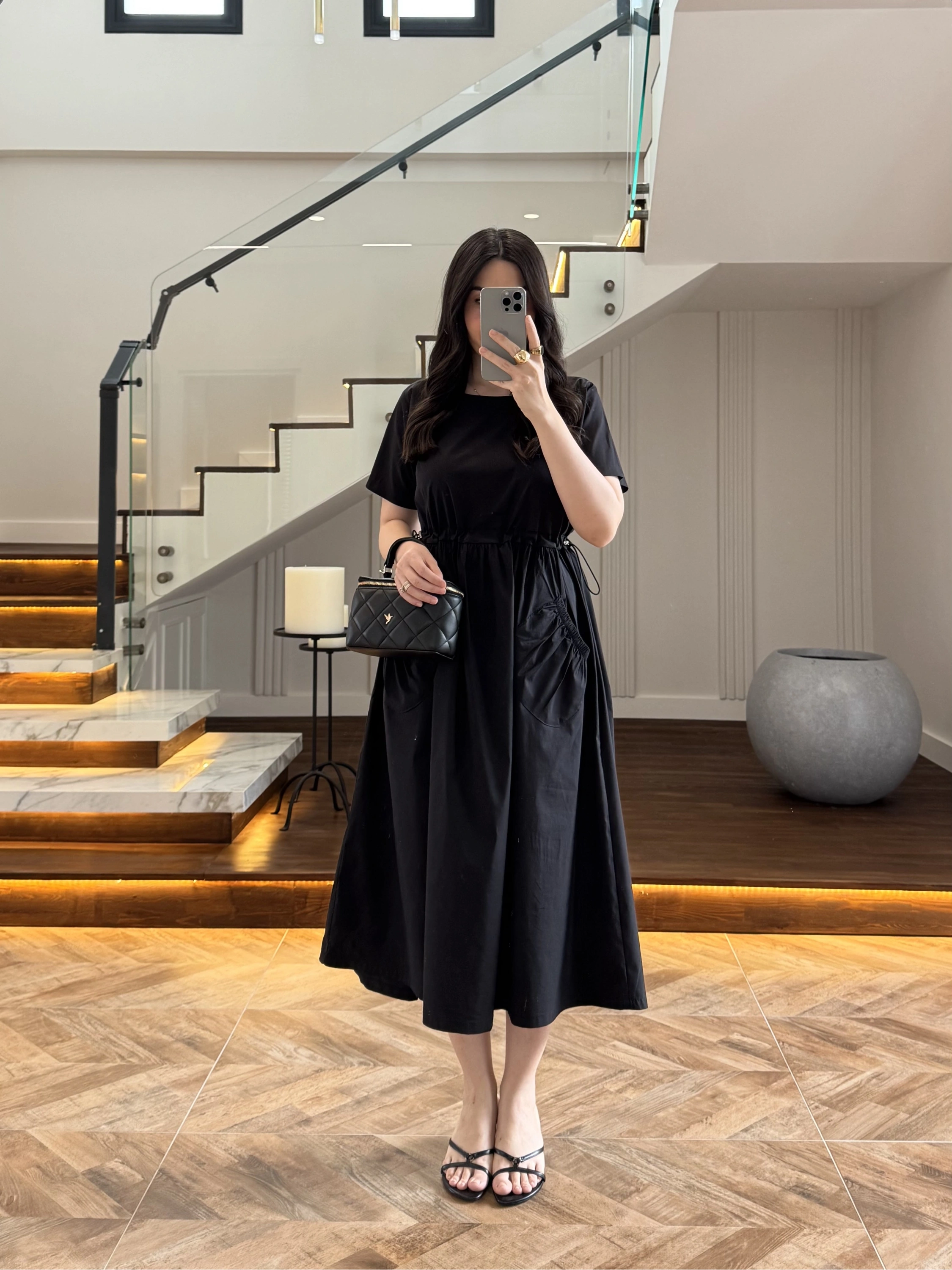 SİYAH BEL BÜZGÜLÜ CEPLİ ELBİSE-30731