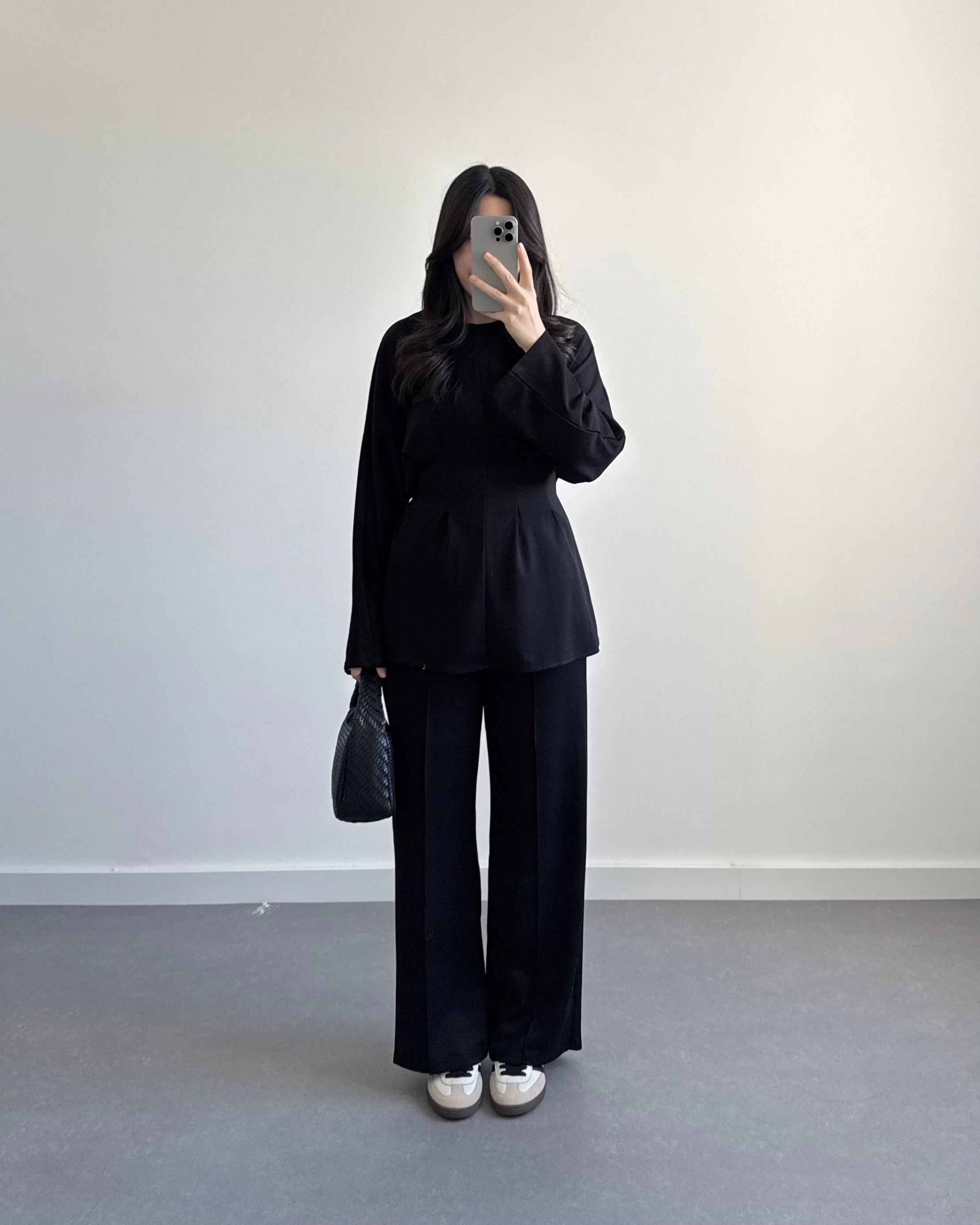 SİYAH BELİ KUŞAKLI PİLELİ MODAL TAKIM