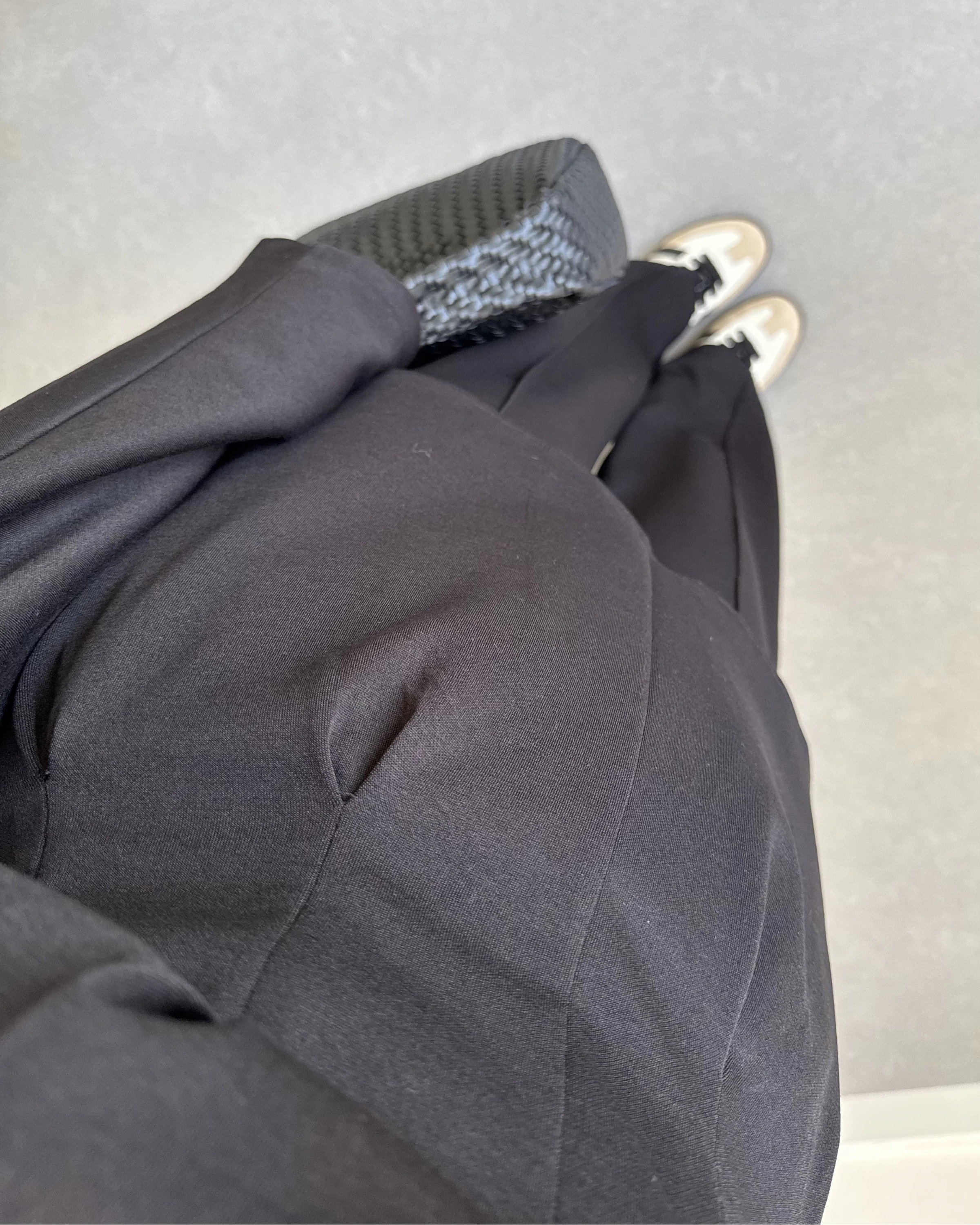 SİYAH BELİ KUŞAKLI PİLELİ MODAL TAKIM