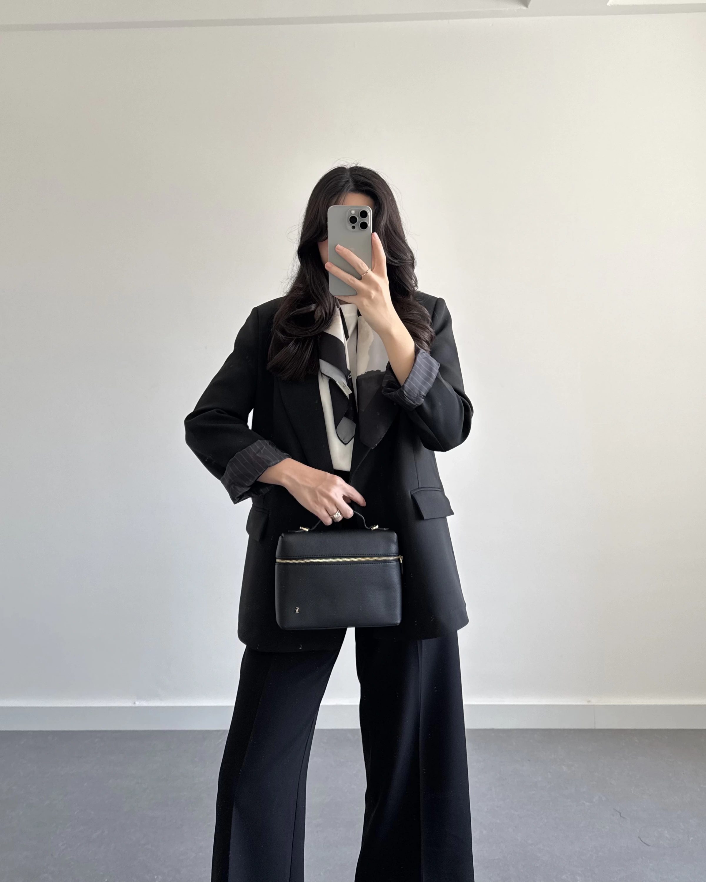 SİYAH ÇİZGİ DETAYLI BLAZER CEKET