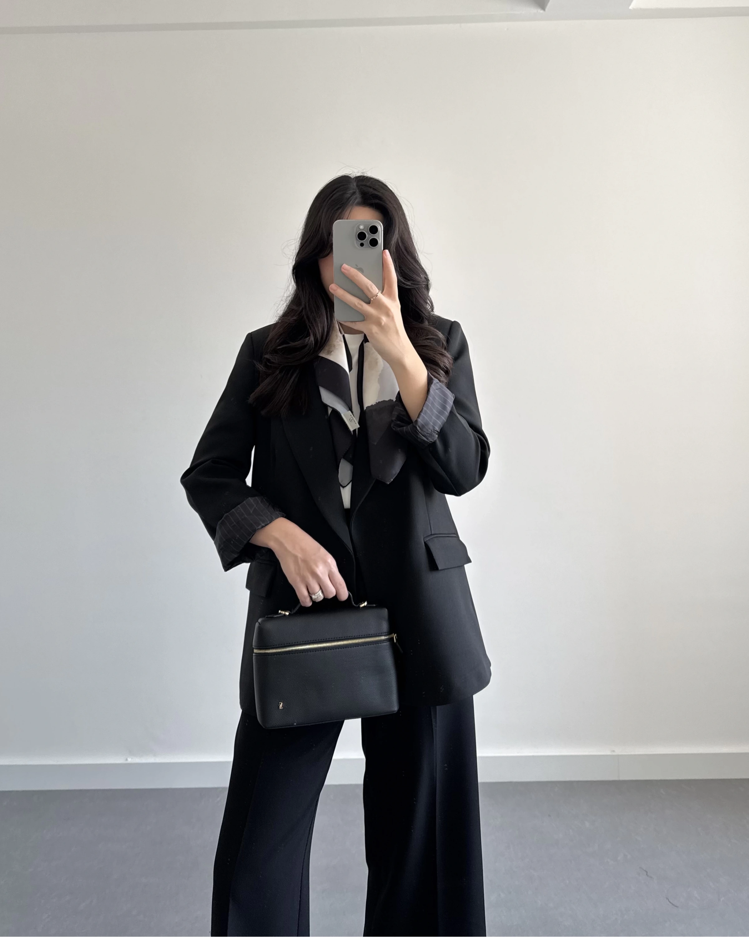 SİYAH ÇİZGİ DETAYLI BLAZER CEKET