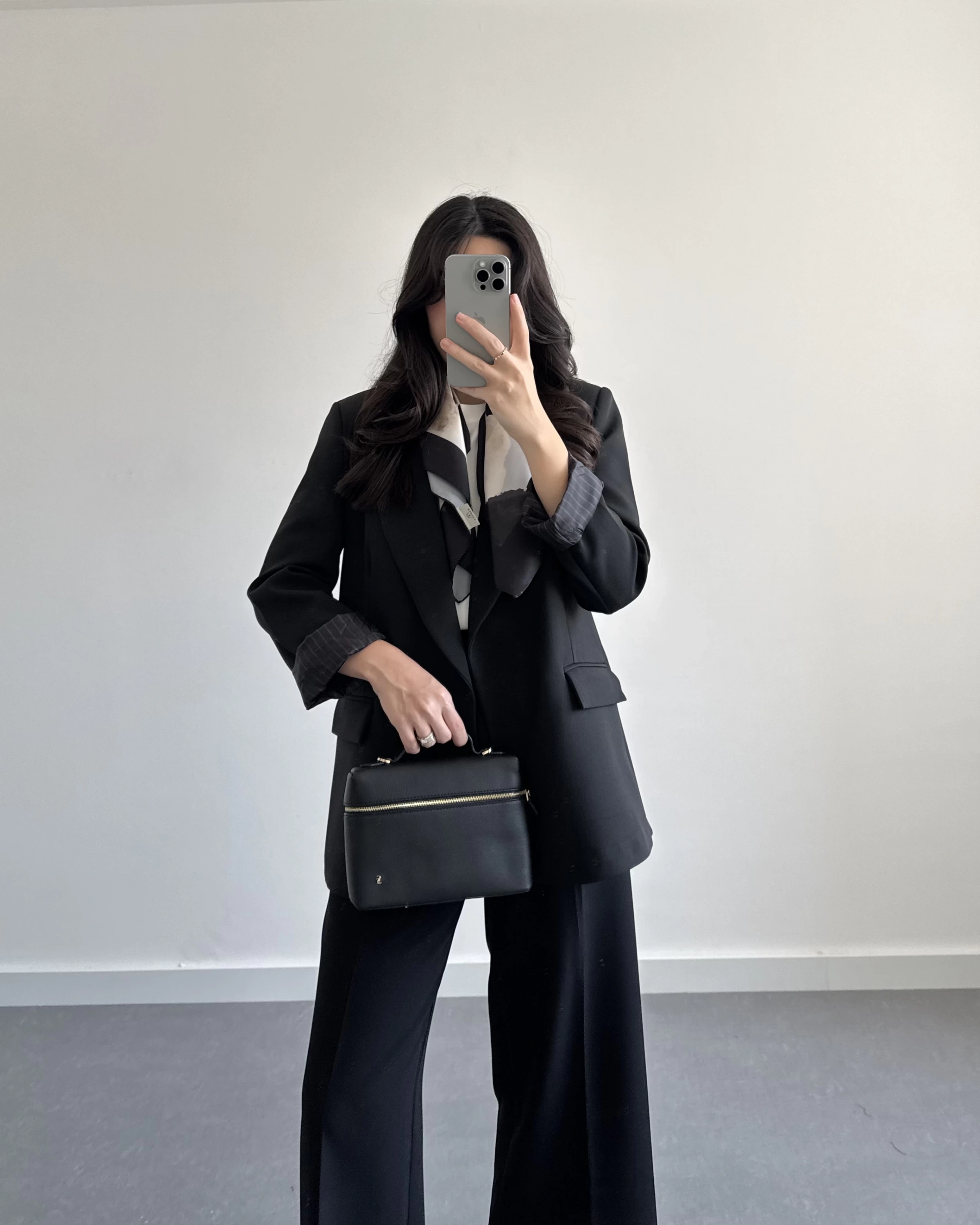 SİYAH ÇİZGİ DETAYLI BLAZER CEKET