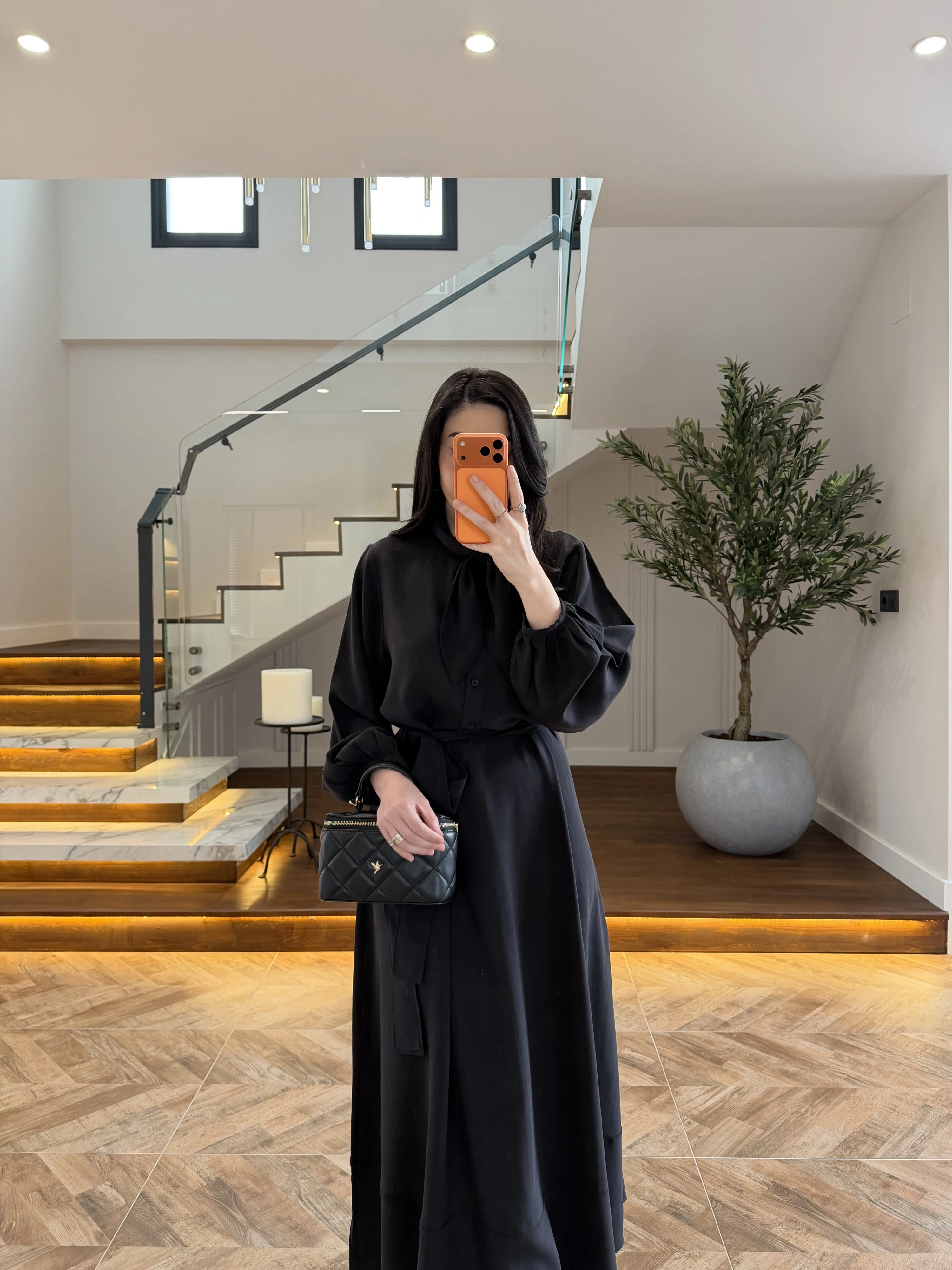SİYAH FULAR DETAY ELBİSE -2348