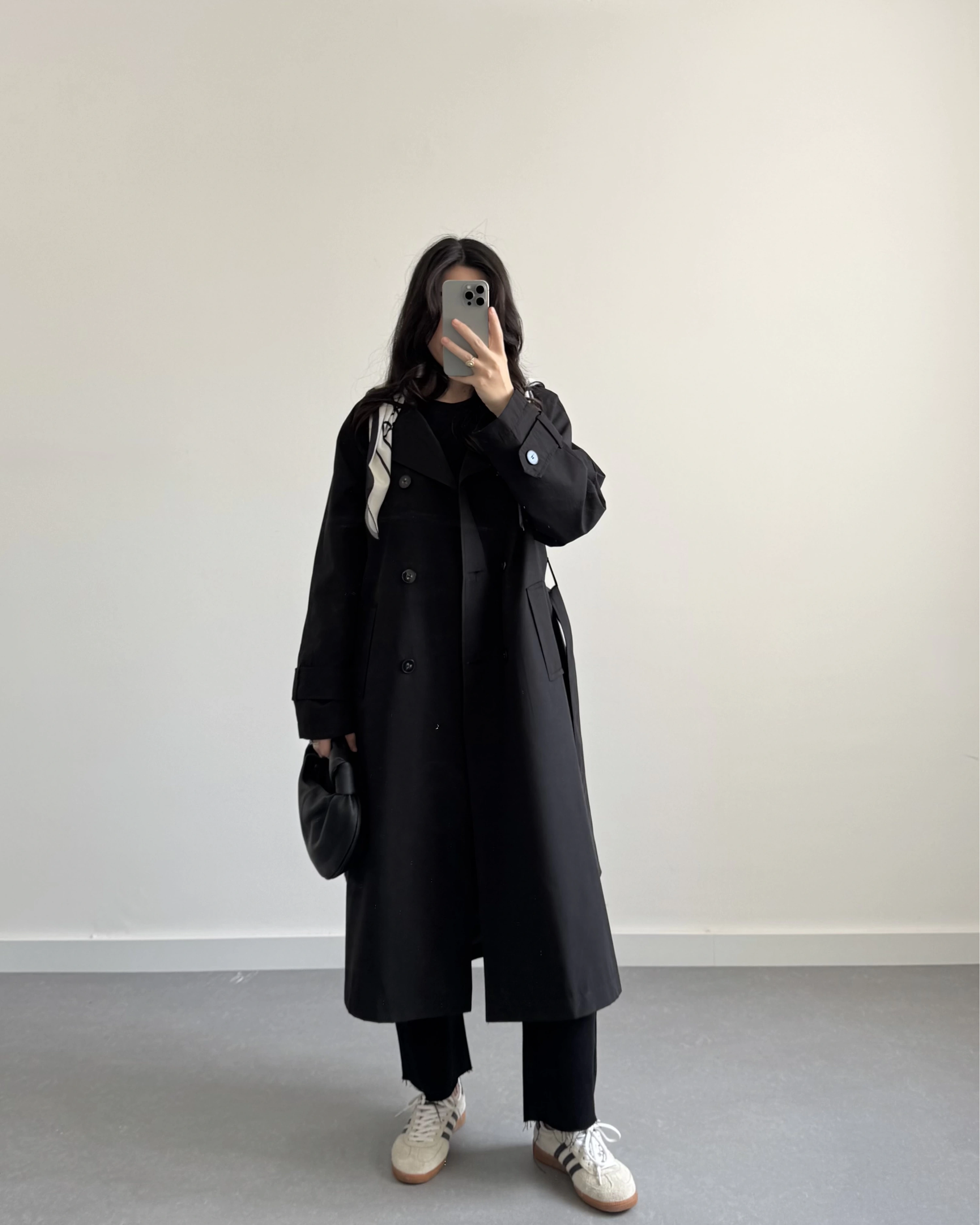 SİYAH FULARLI PREMİUM TRENÇKOT