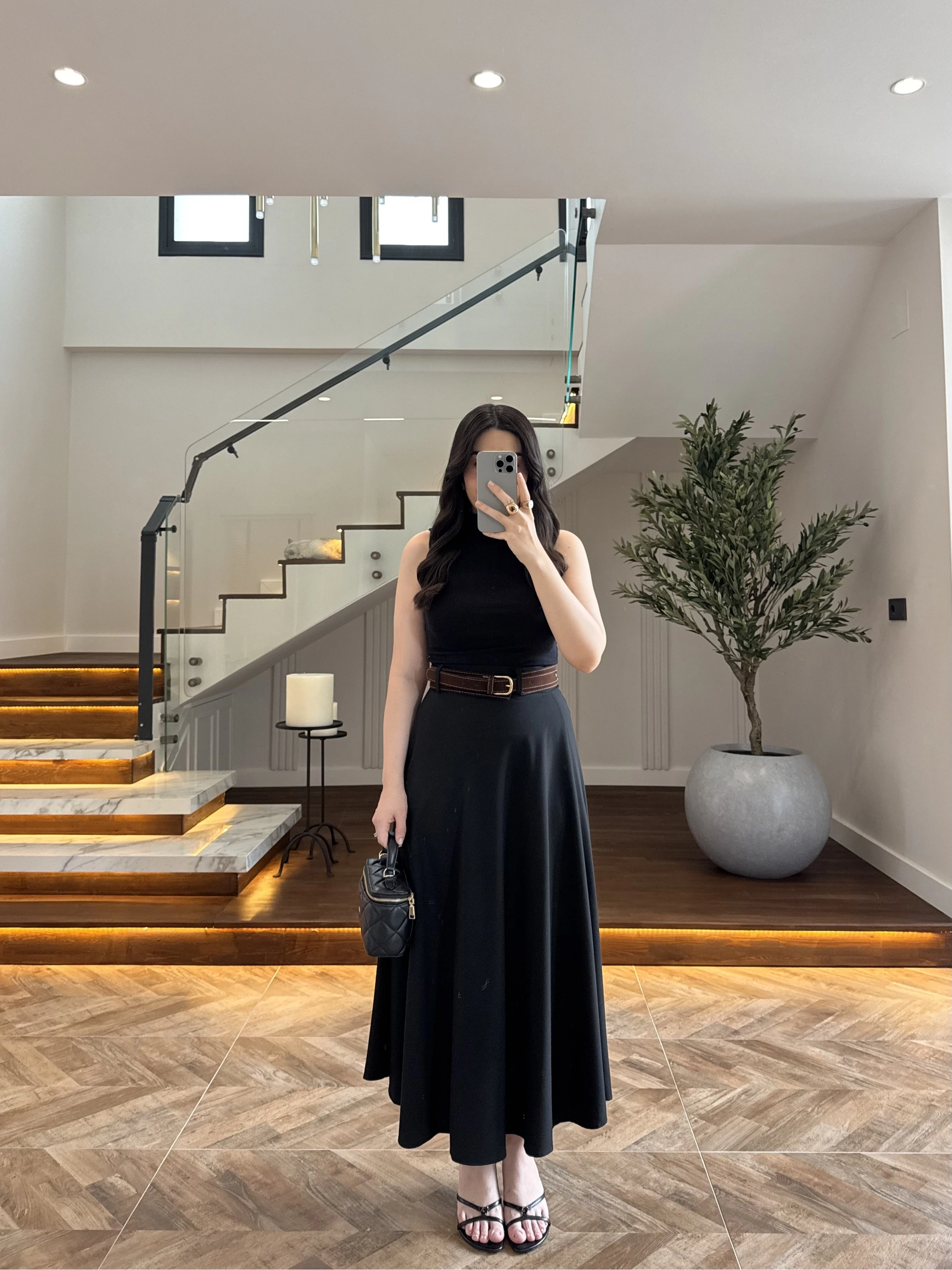 SİYAH KEMER DETAYLI ETEK - 580547