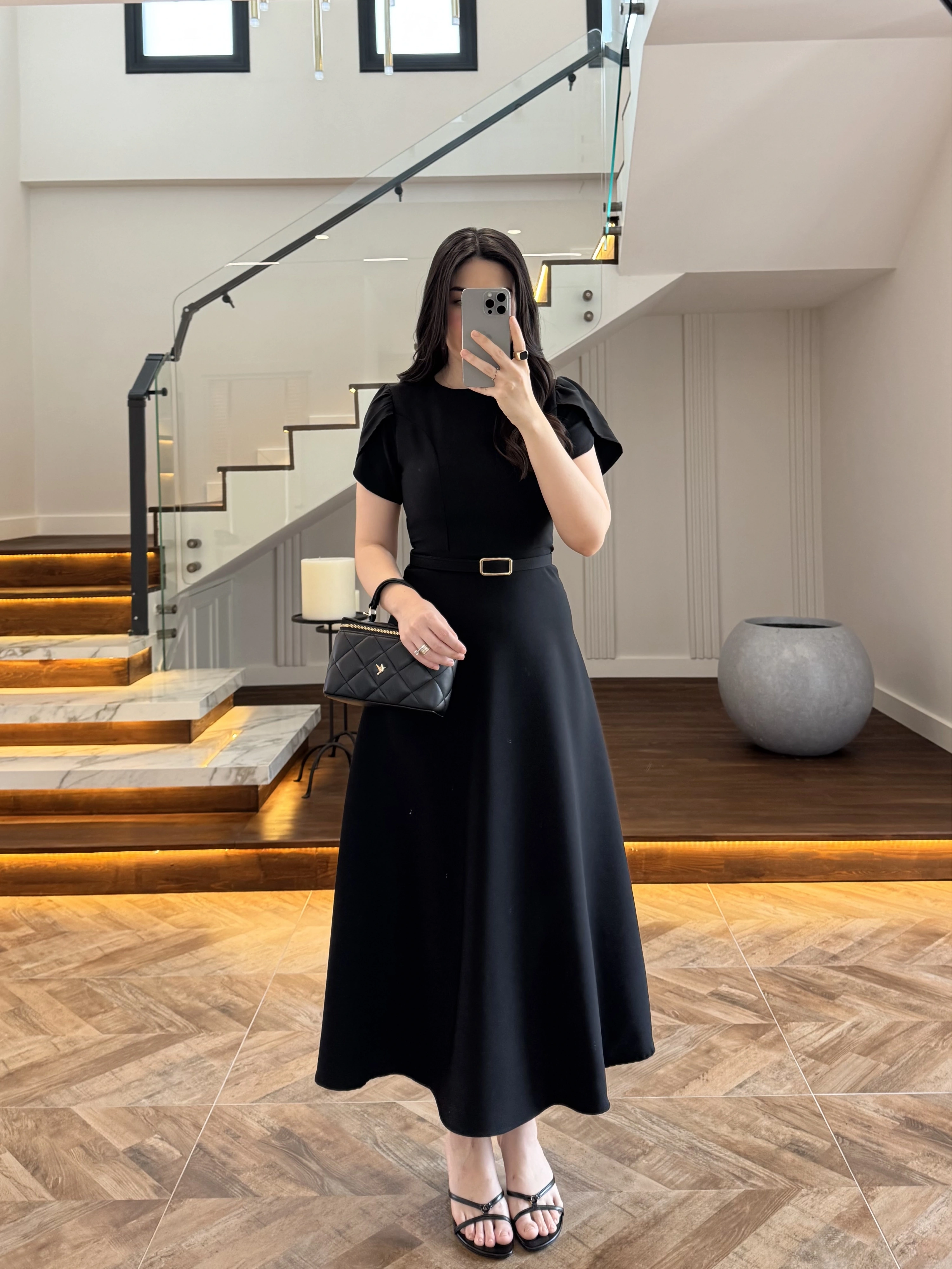 SİYAH KEMERLİ ELBİSE -4064