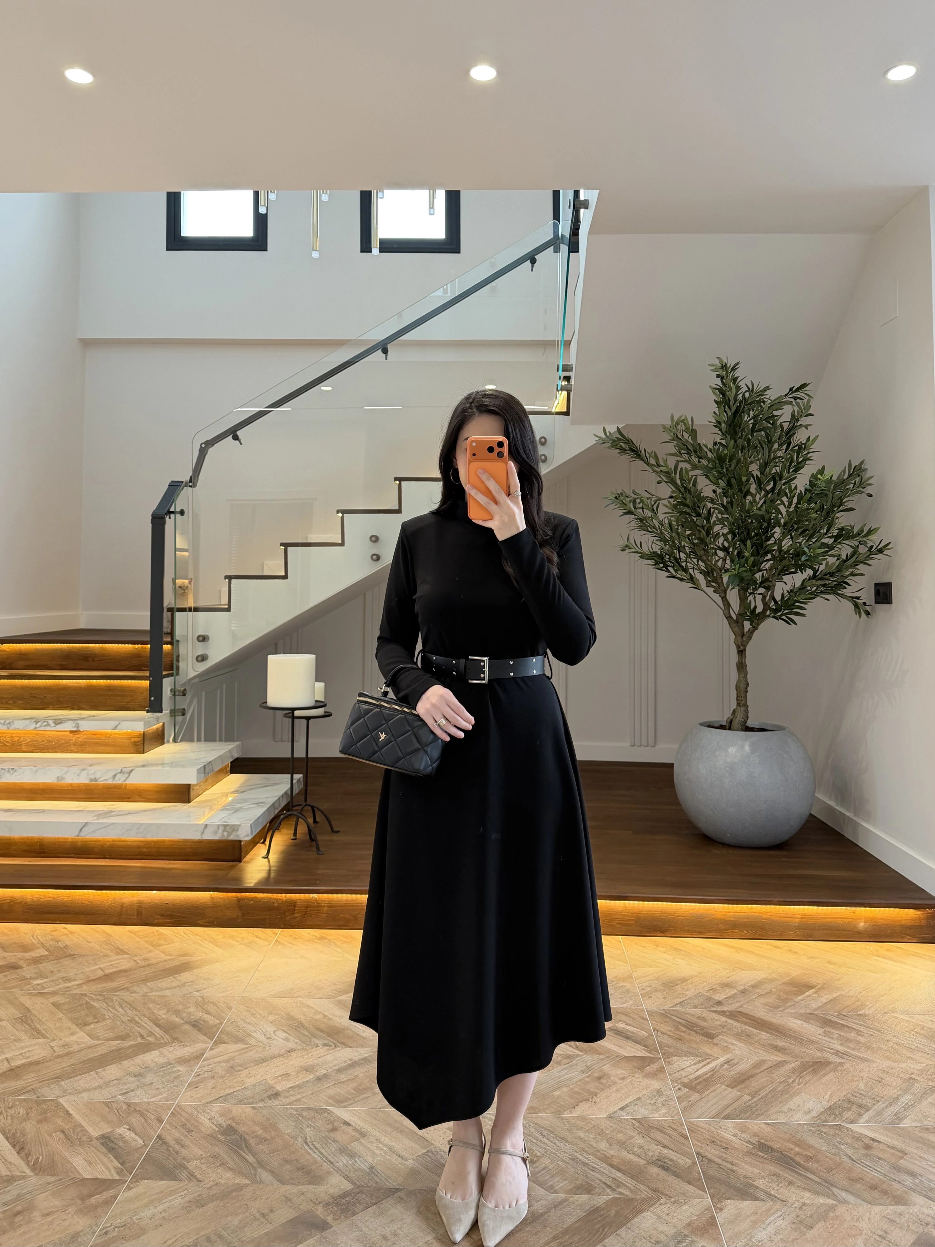 SİYAH KEMERLİ MİDİ ELBİSE-4228