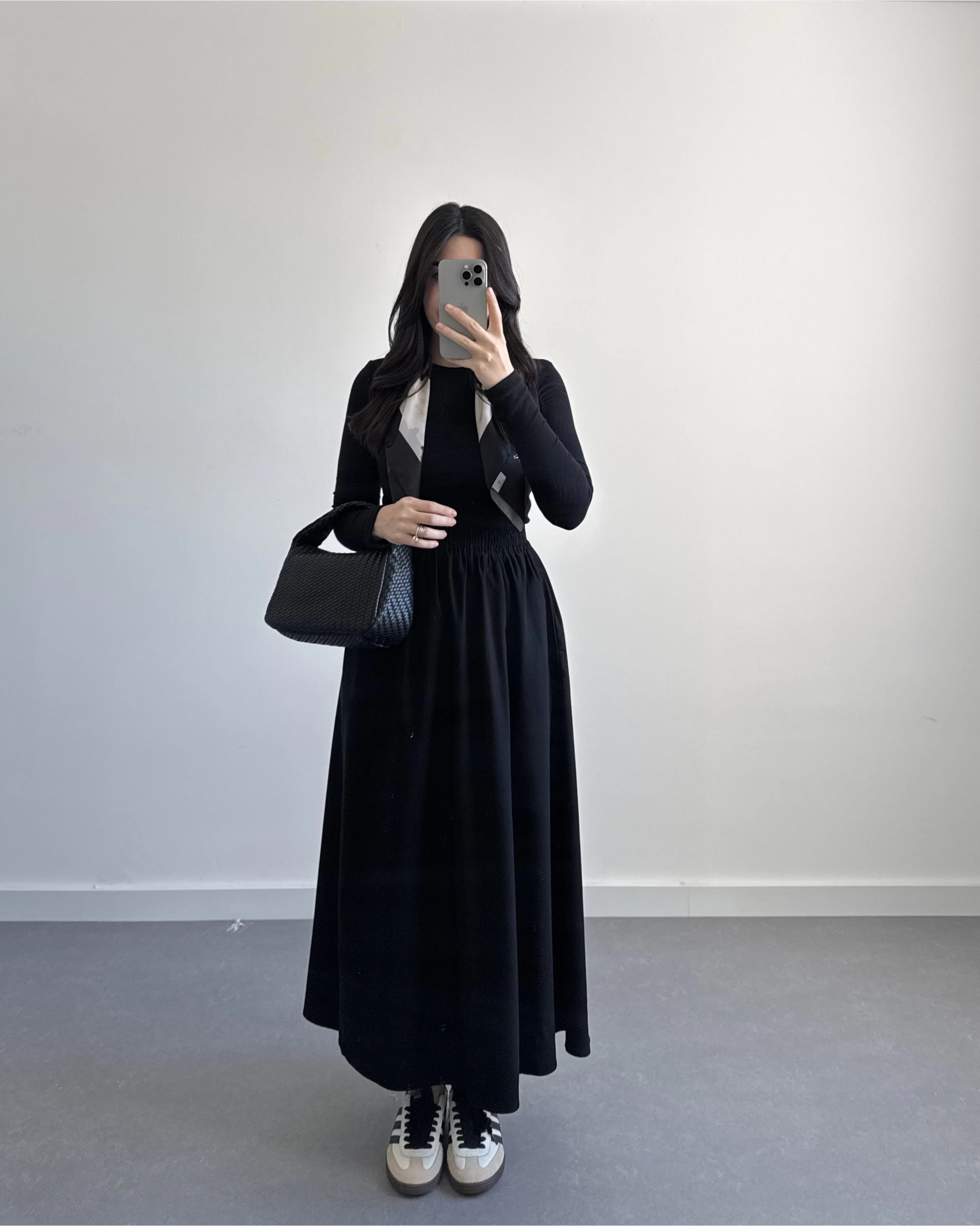 SİYAH MODAL MİDİ BOY ETEK