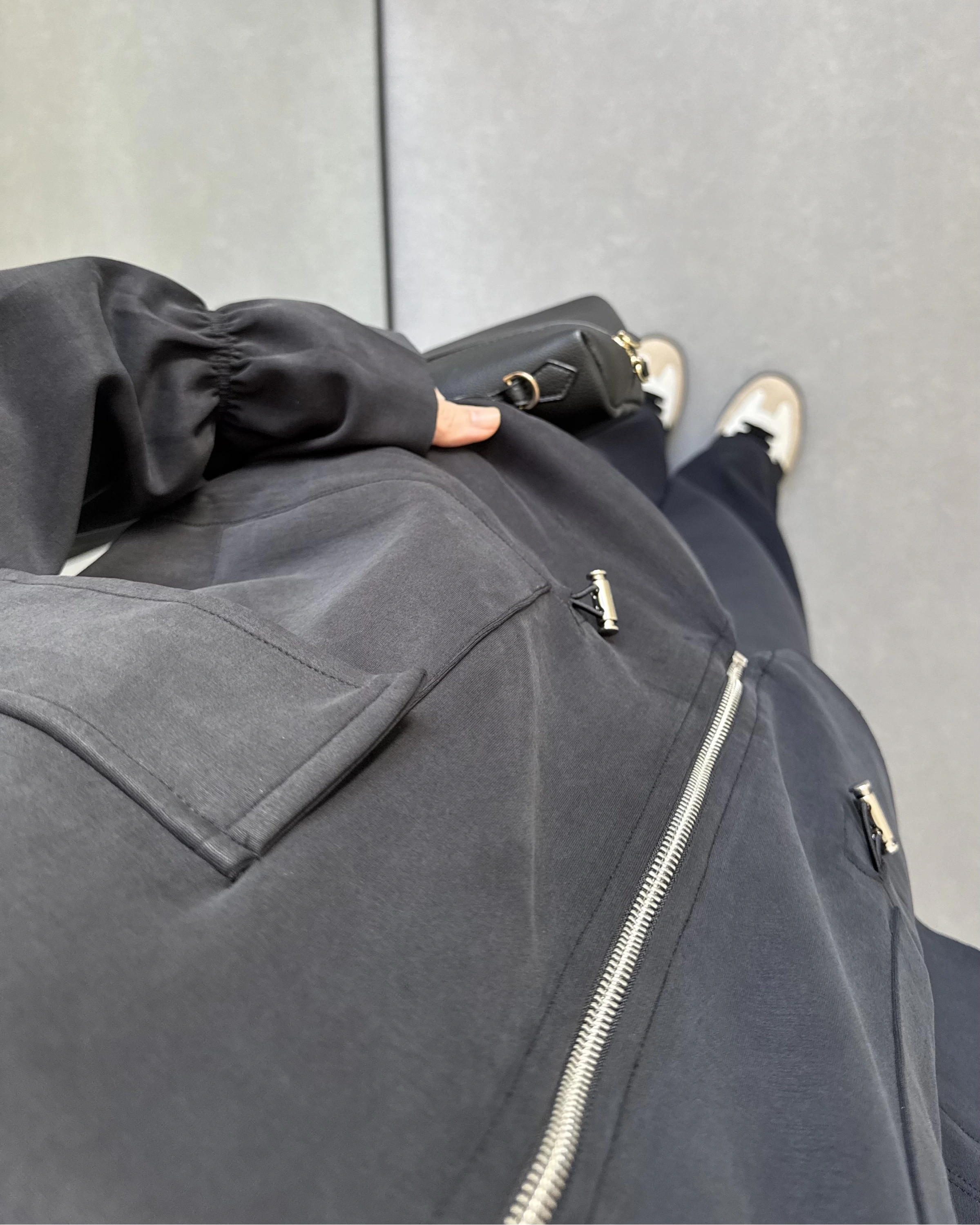 SİYAH ÖNÜ FERMUARLI MODAL TAKIM