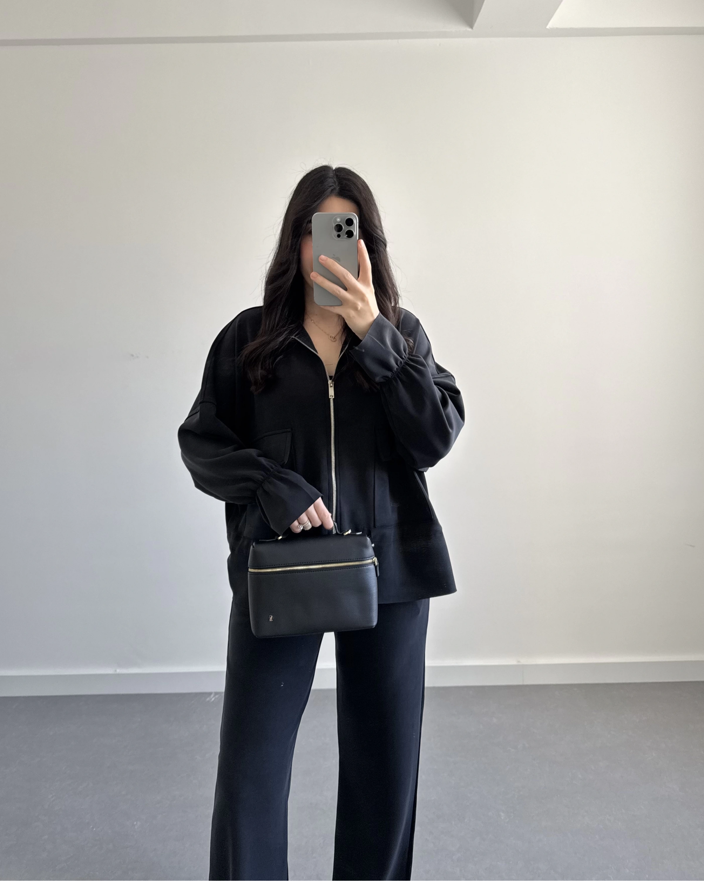 SİYAH ÖNÜ FERMUARLI MODAL TAKIM