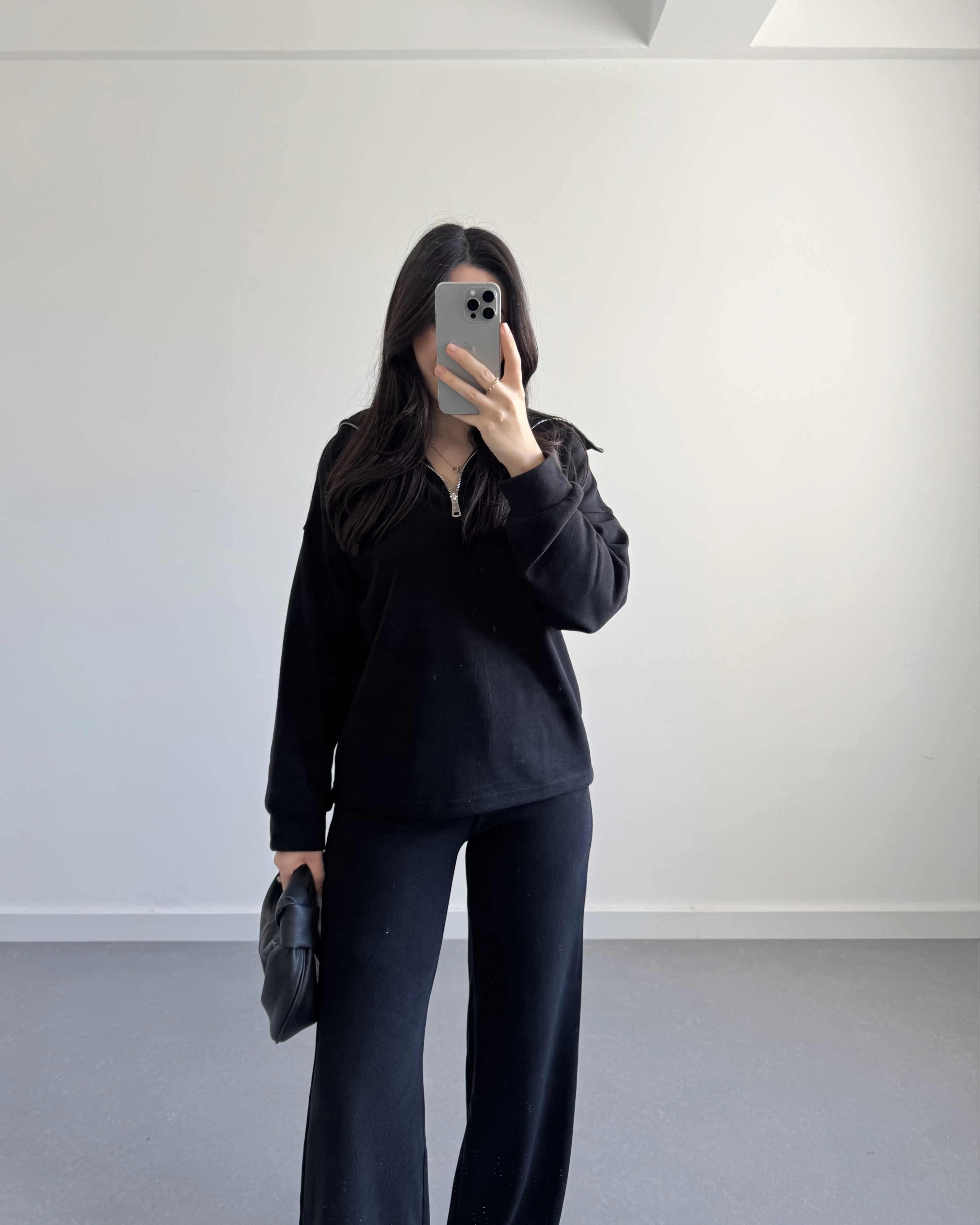 SİYAH ÖNÜ FERMUARLI SELANİK TAKIM