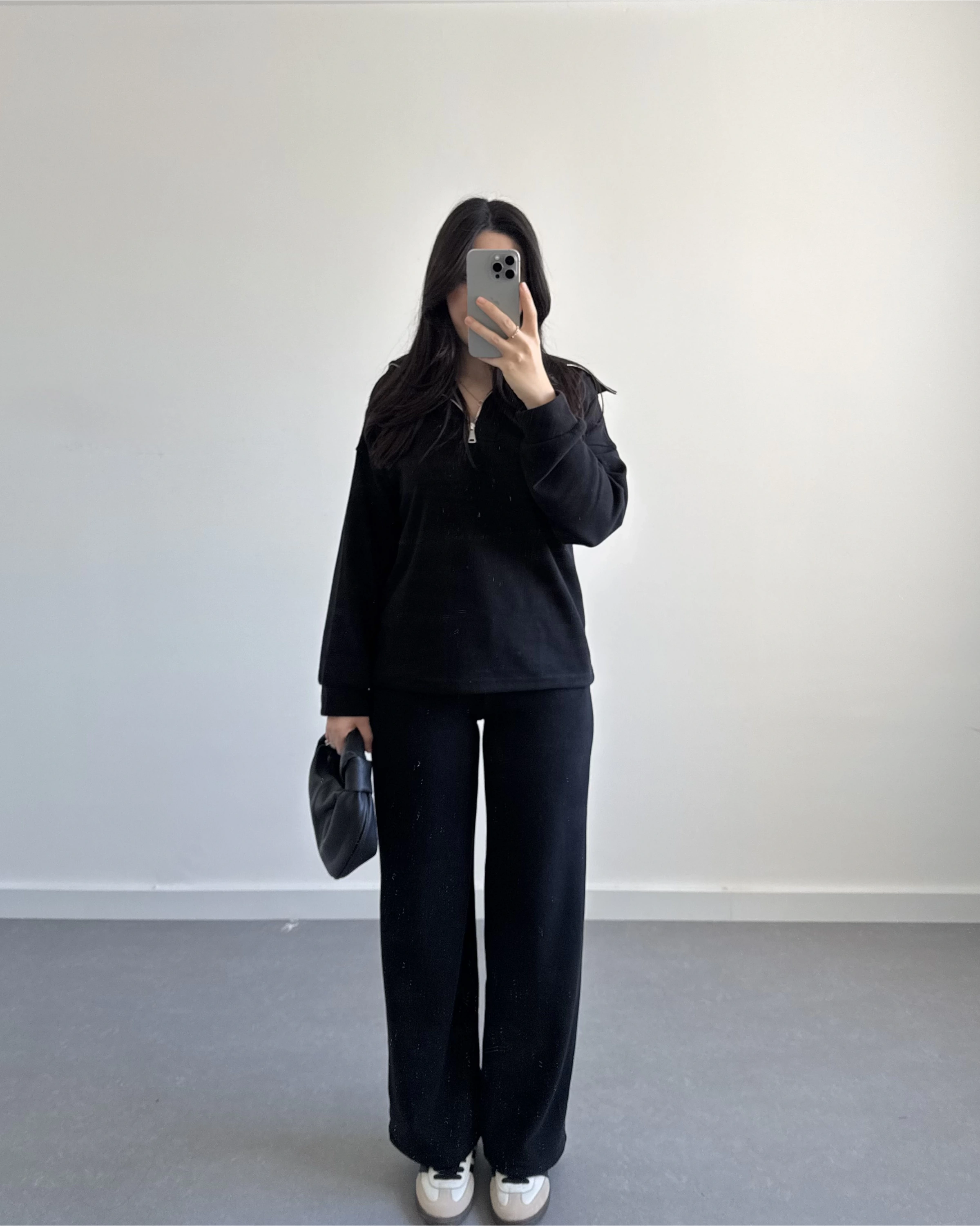 SİYAH ÖNÜ FERMUARLI SELANİK TAKIM