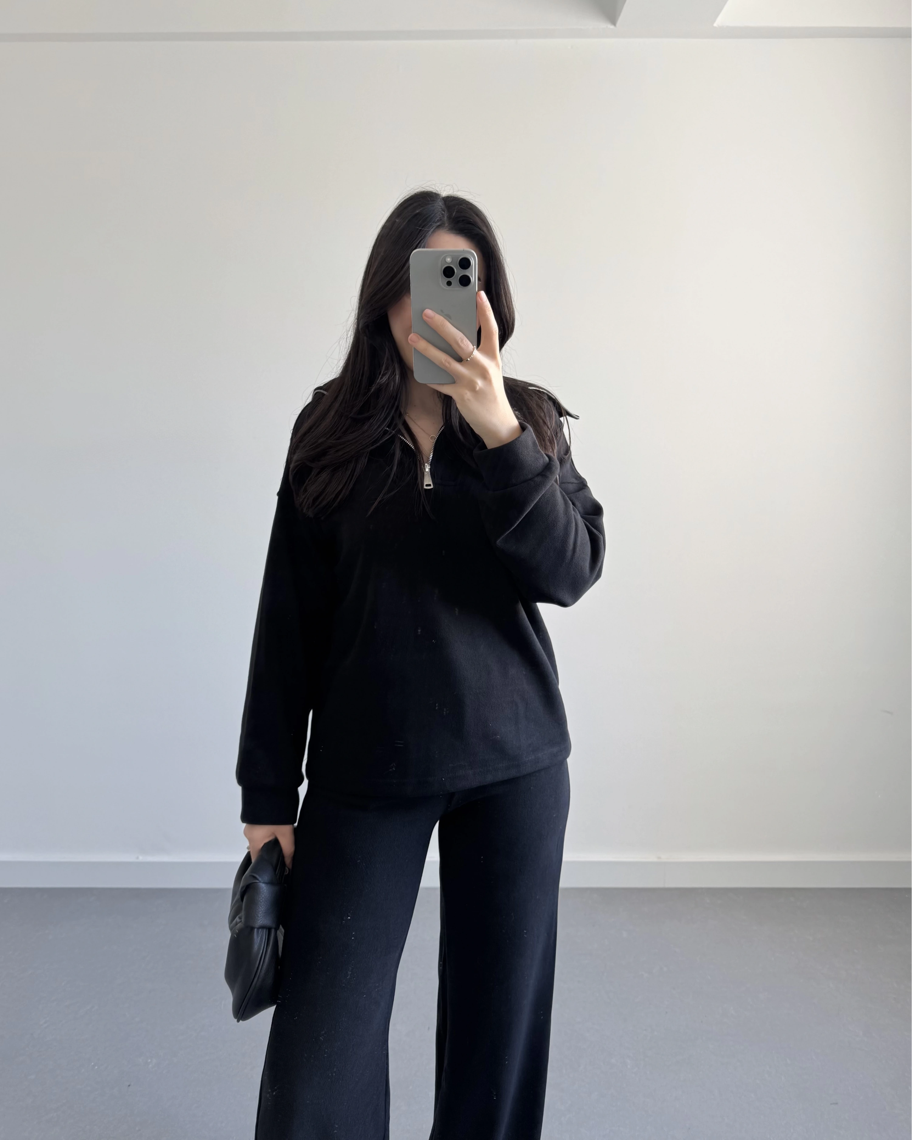 SİYAH ÖNÜ FERMUARLI SELANİK TAKIM