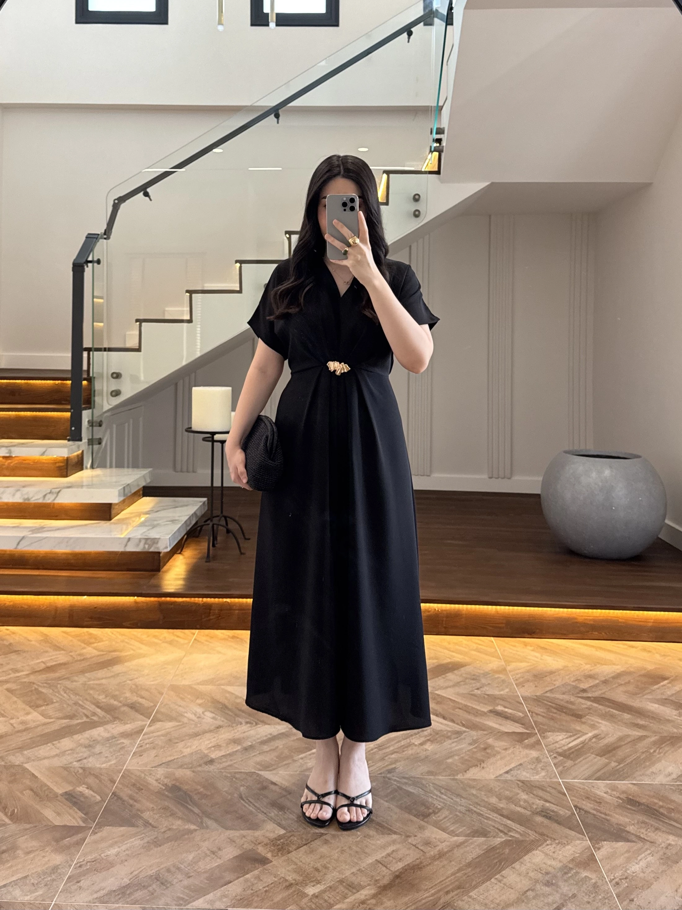 (ÖN SİPARİŞ )SİYAH TOKA DETAY BEL BAĞLAMALI ELBİSE- 4021