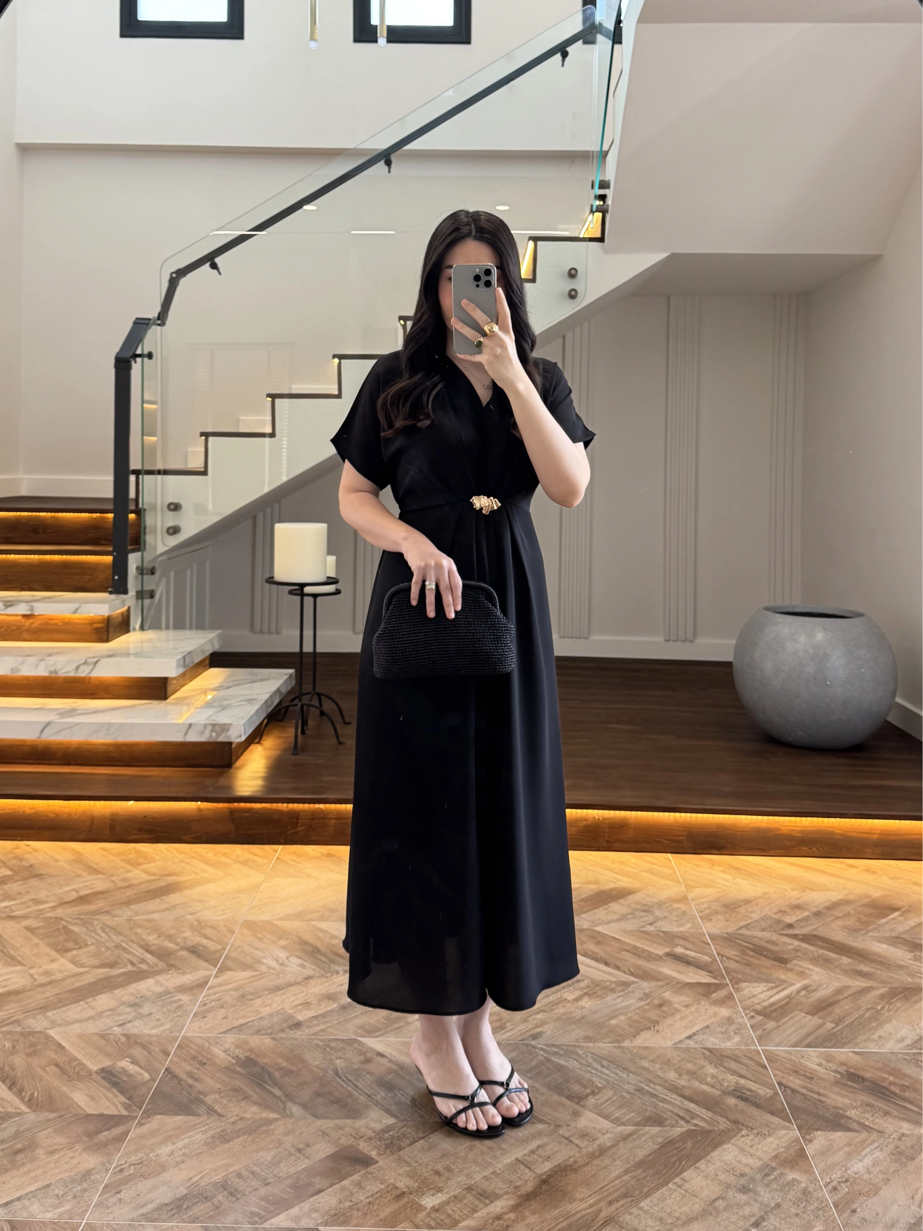 (ÖN SİPARİŞ )SİYAH TOKA DETAY BEL BAĞLAMALI ELBİSE- 4021