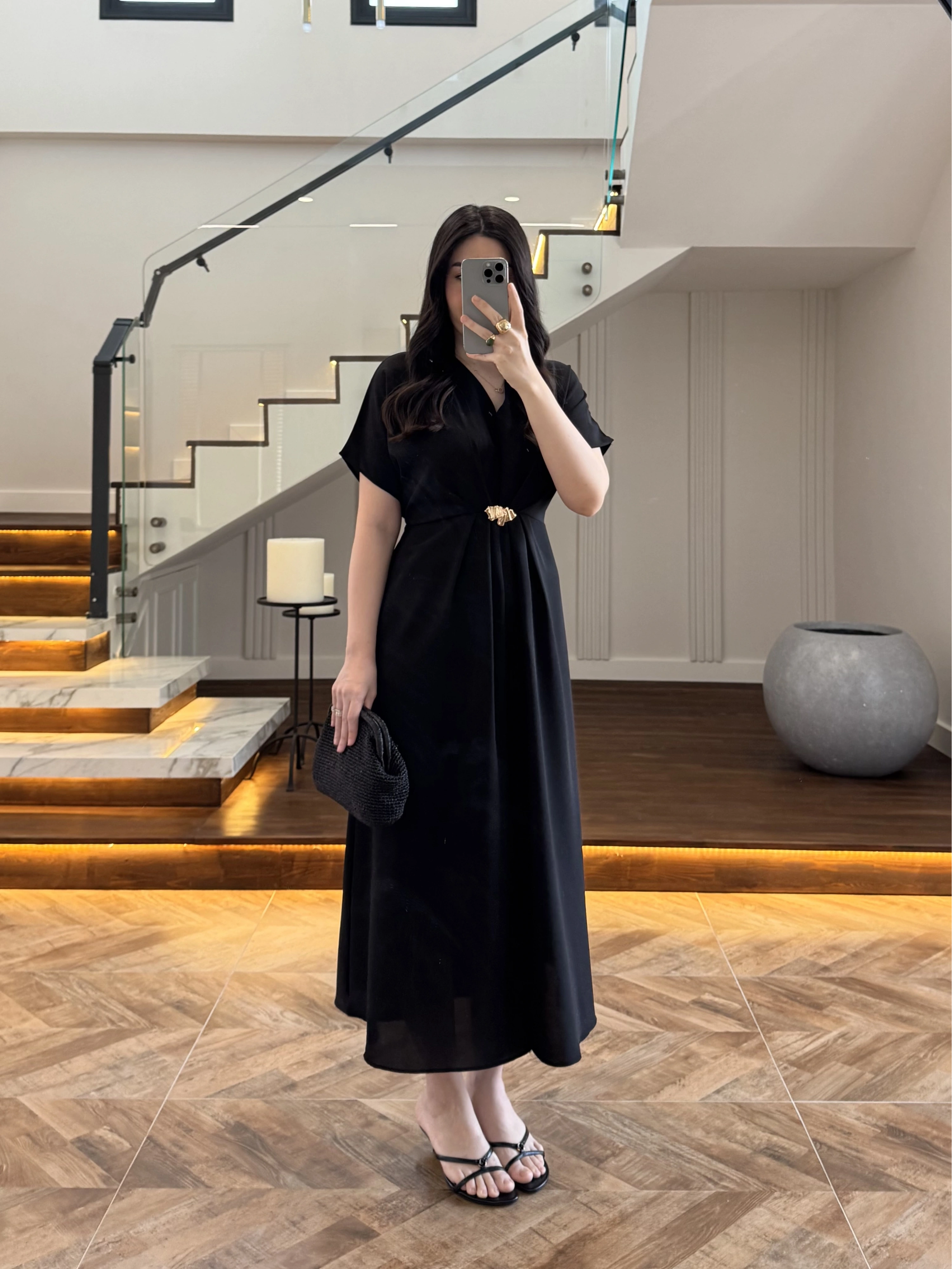 (ÖN SİPARİŞ )SİYAH TOKA DETAY BEL BAĞLAMALI ELBİSE- 4021