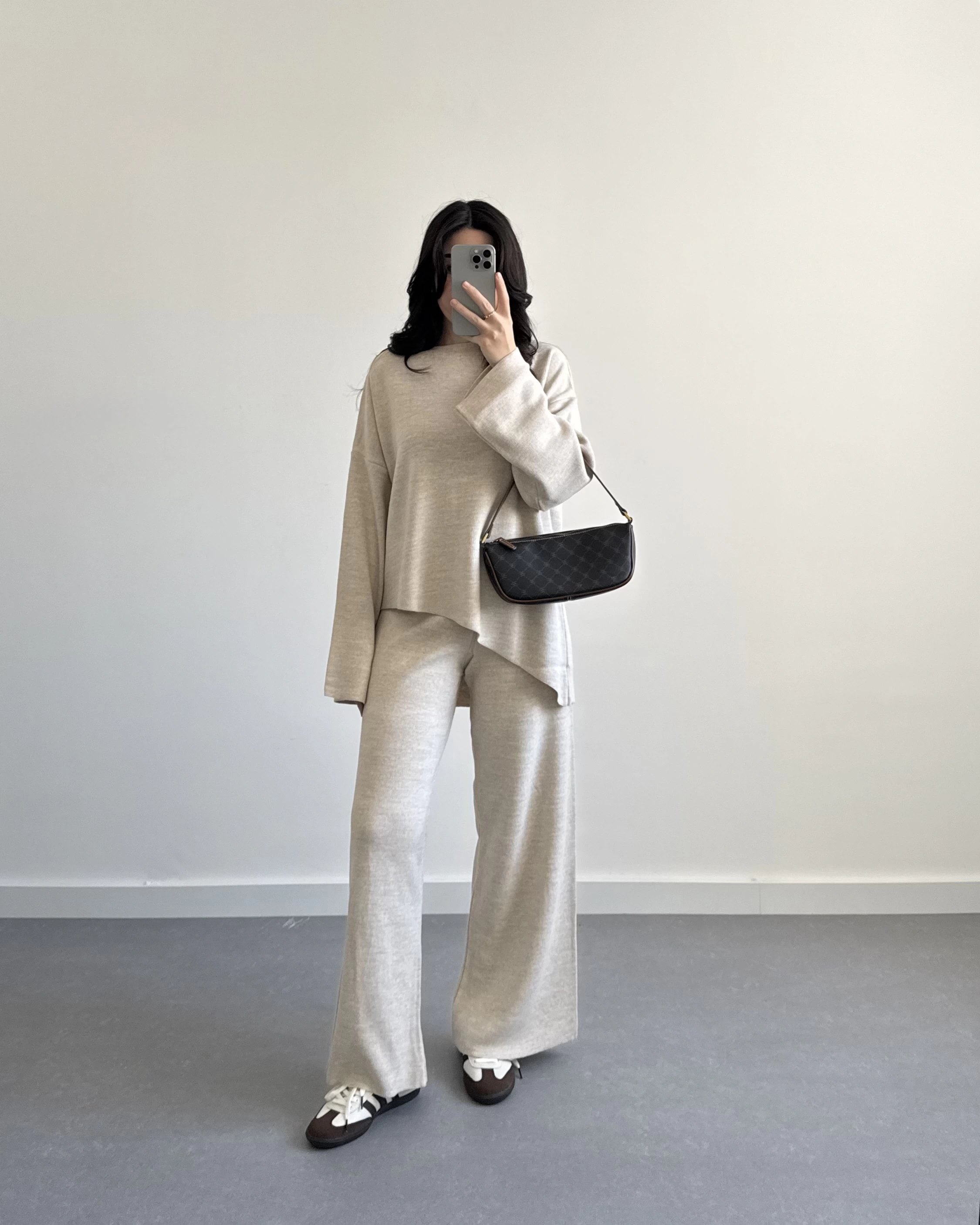 TAŞ ASİMETRİK KESİM TRİKO TAKIM