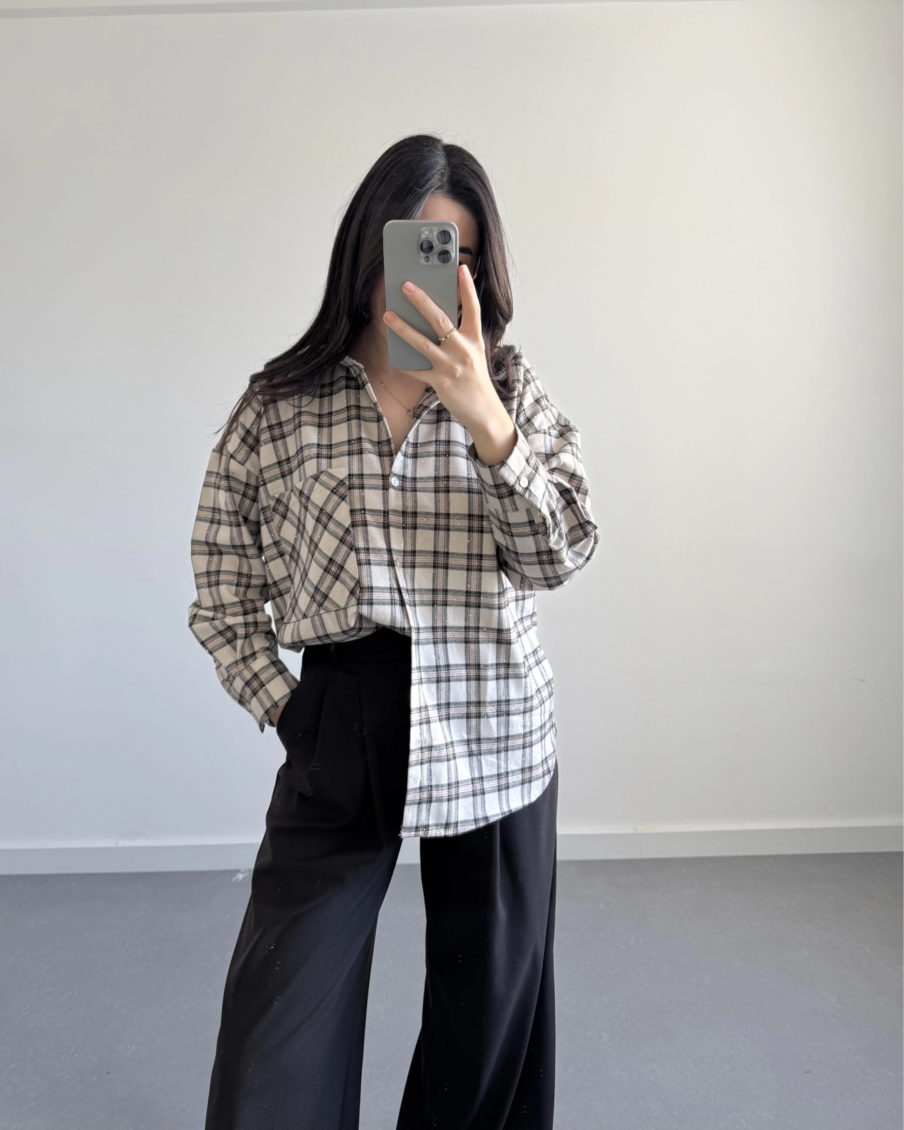 TAŞ TAŞLI EKOSE GÖMLEK