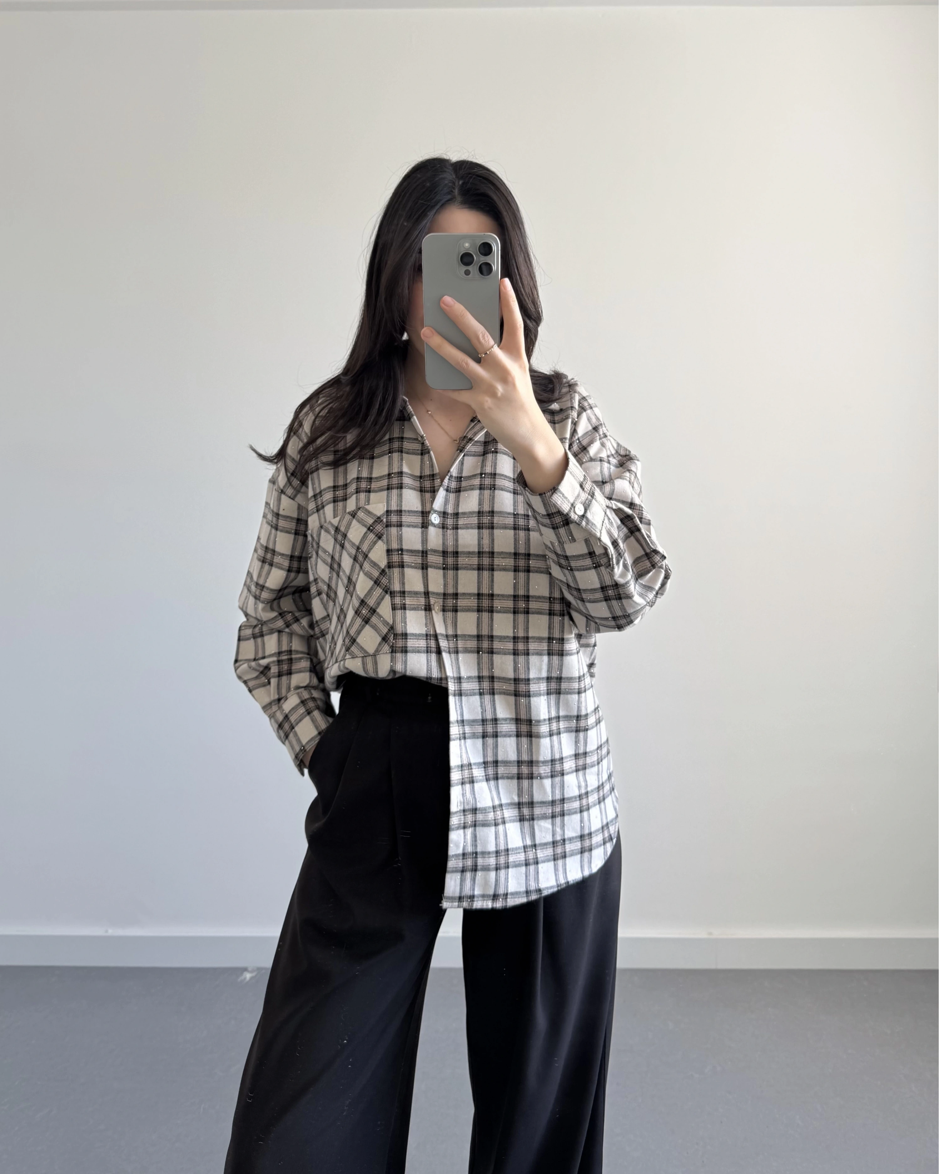 TAŞ TAŞLI EKOSE GÖMLEK